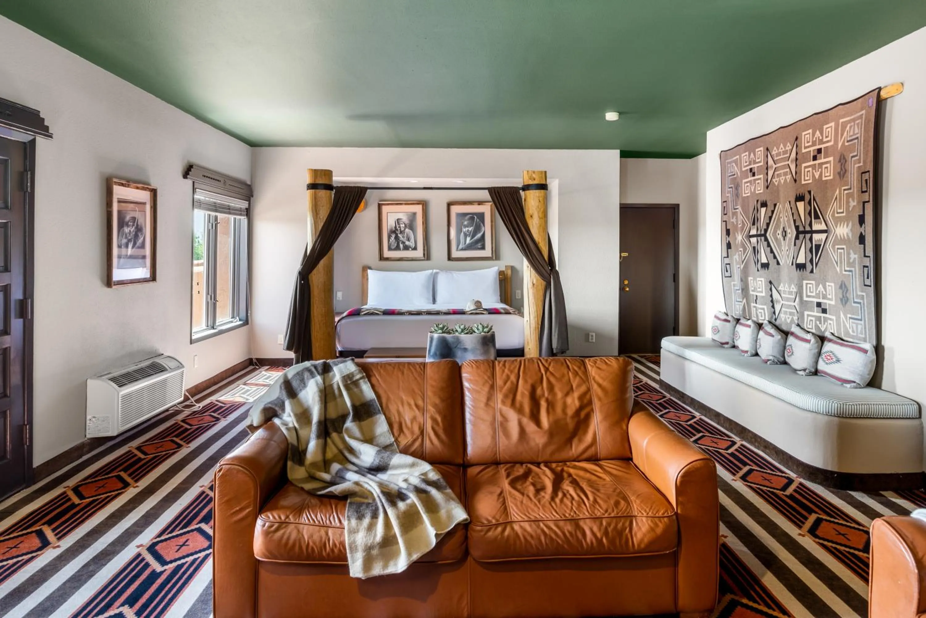 Bed in Hotel Glorieta