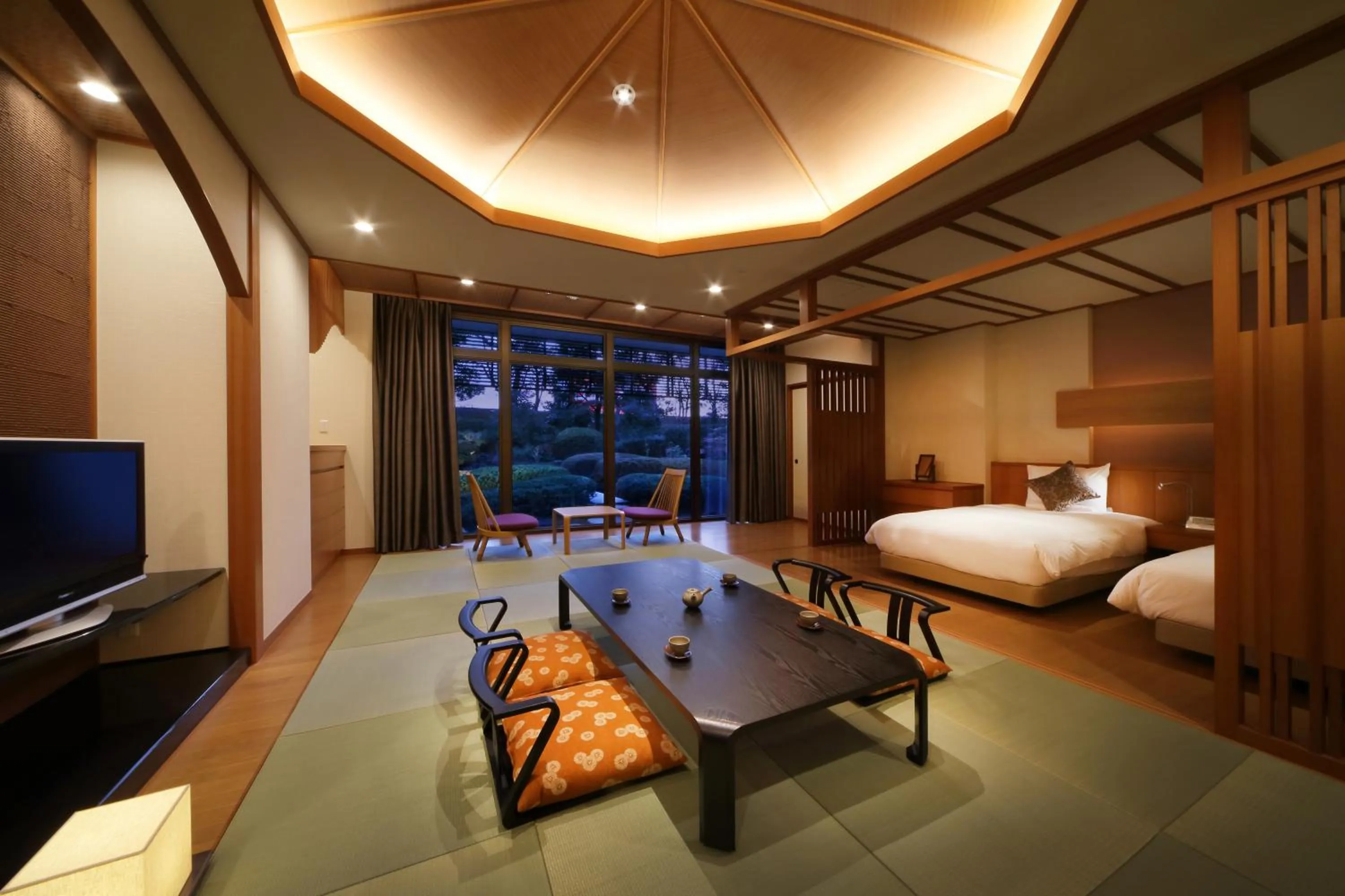 Photo of the whole room, Bed in Hotel Metropolitan Sendai