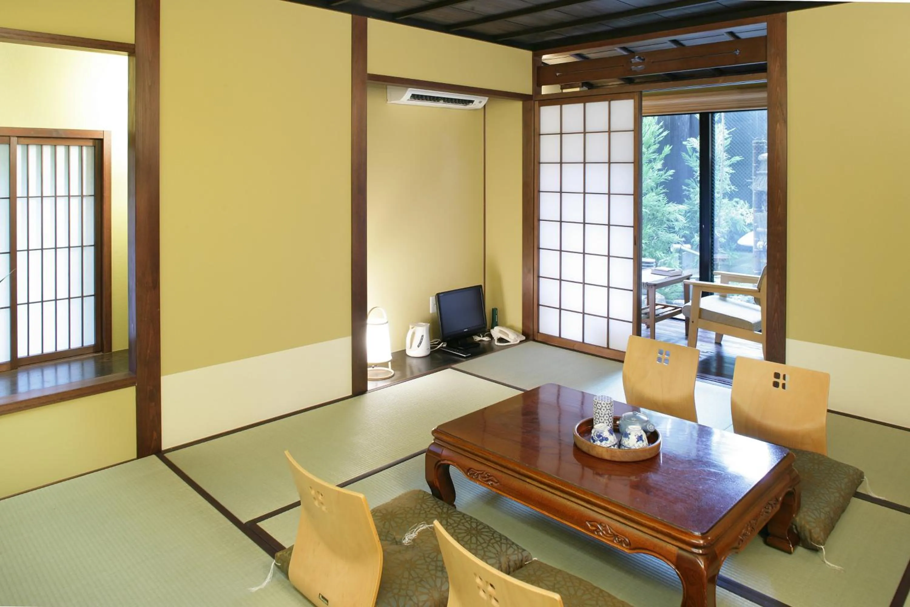 Dining area in Matsubaya Ryokan