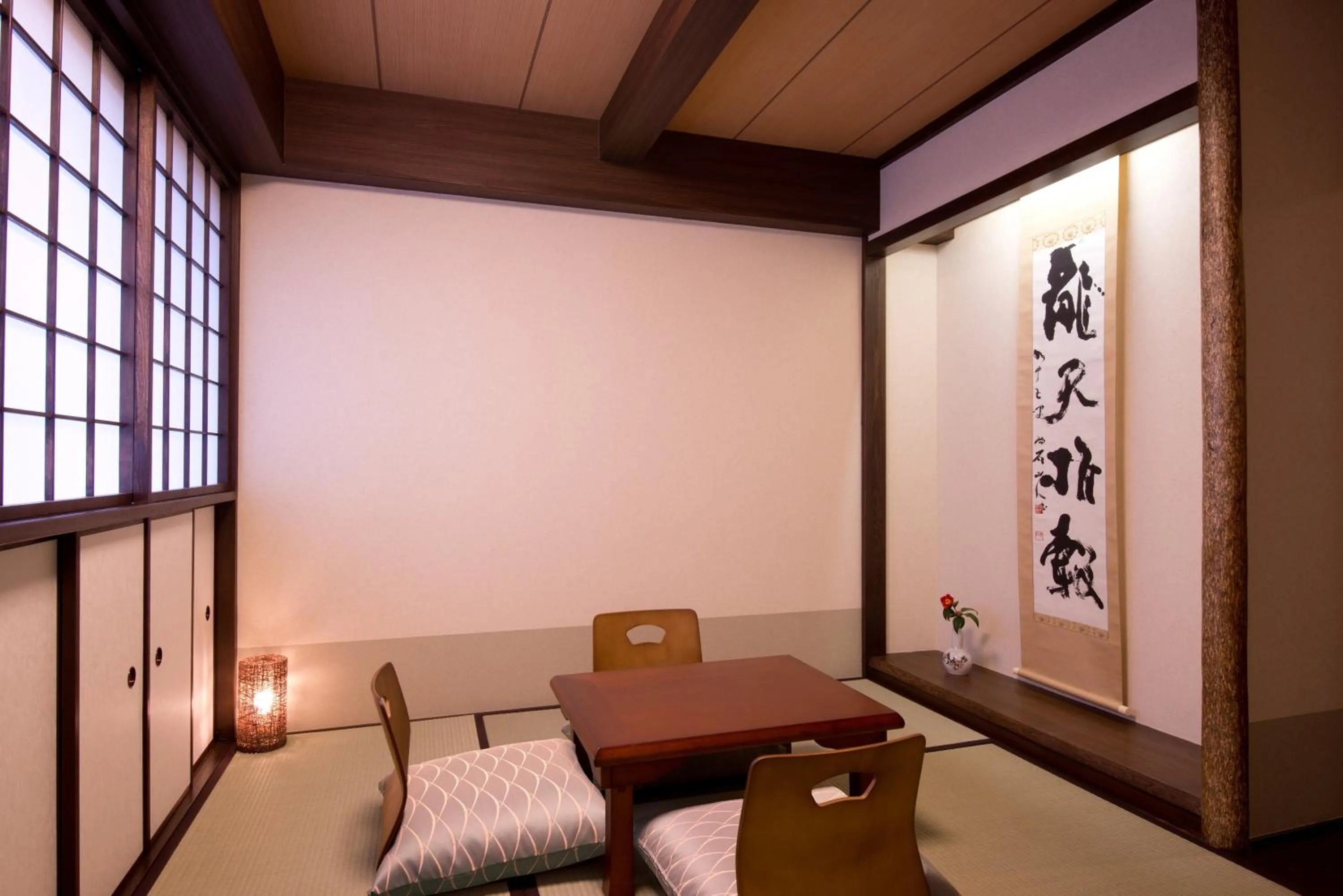 Living room in Matsubaya Ryokan