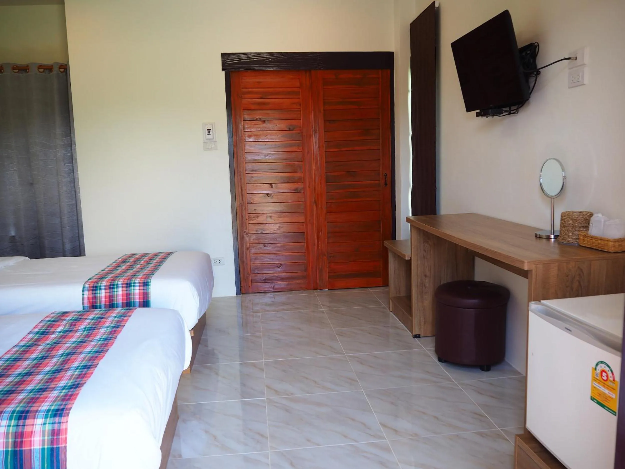 TV and multimedia, Bed in Ina Boutique Home Nan