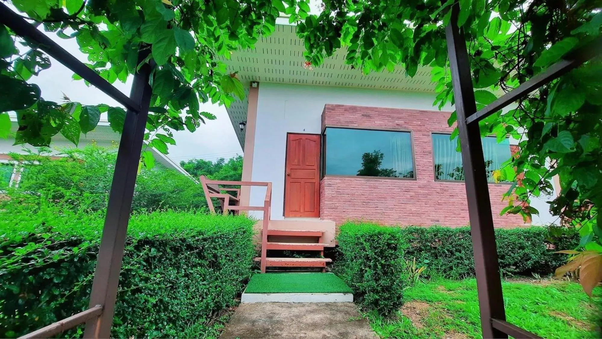 Property building in Ina Boutique Home Nan