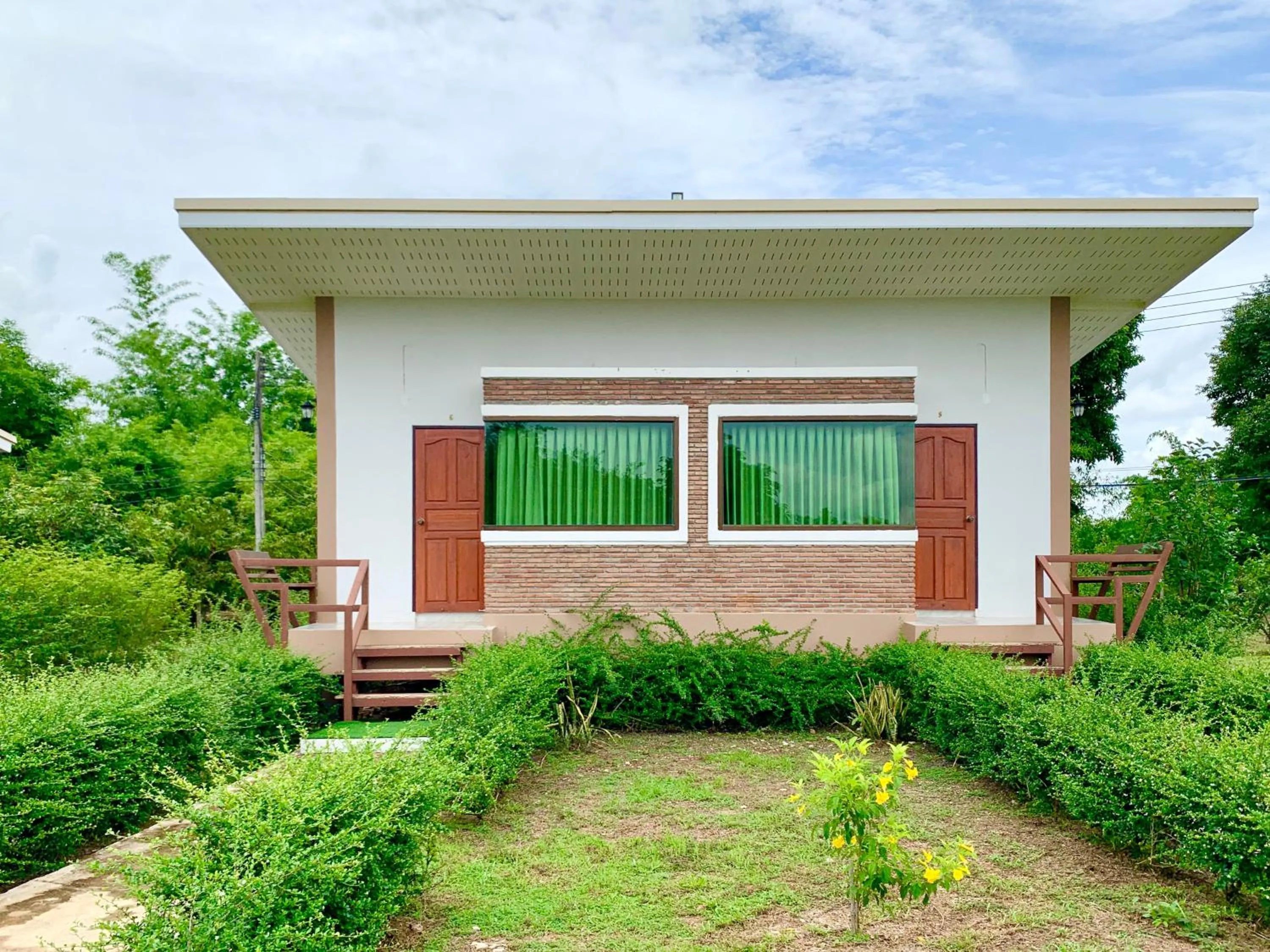 Property building in Ina Boutique Home Nan