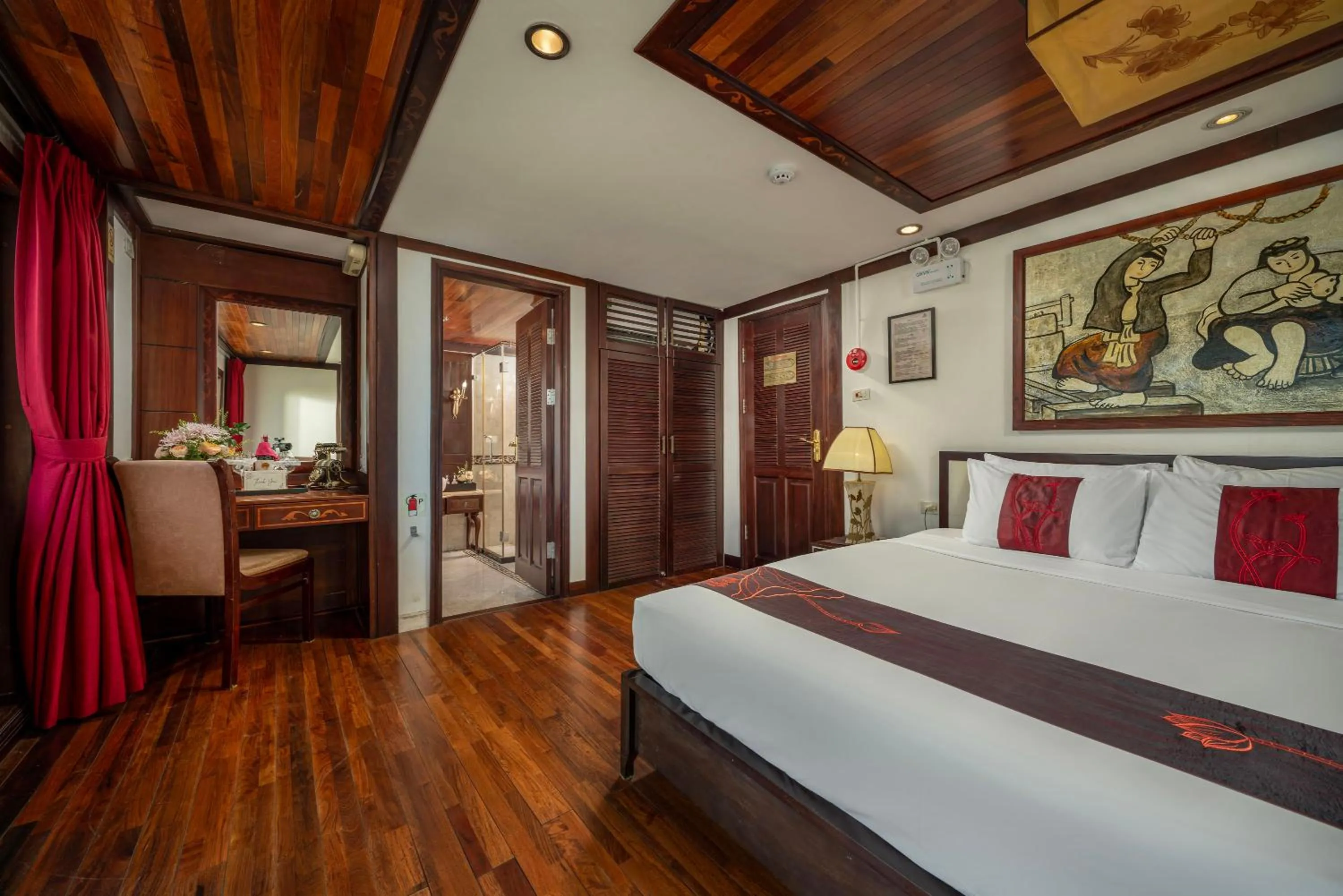 Bed in Indochina Sails Ha Long Bay