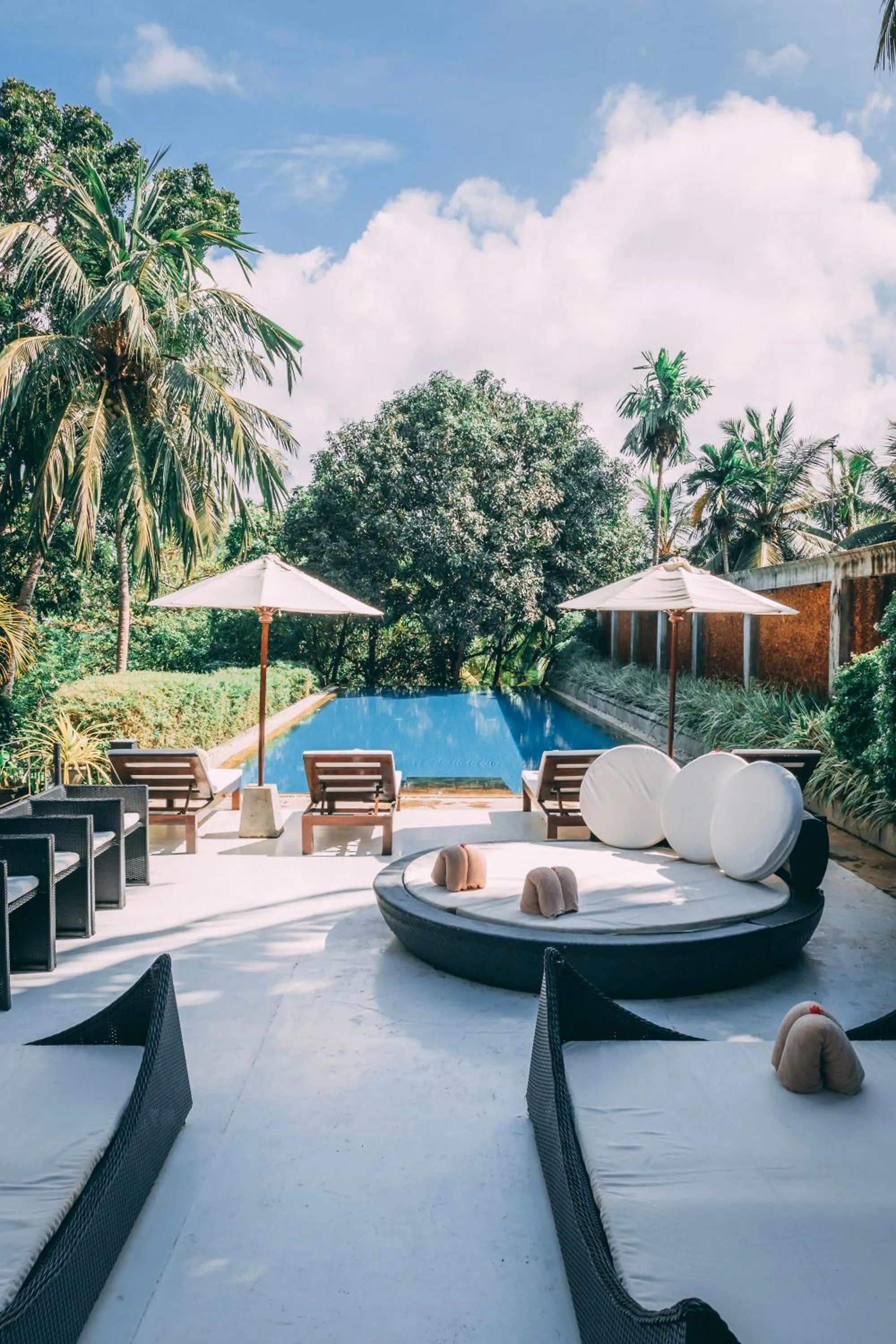 Pool view in Tamarind Hill Galle