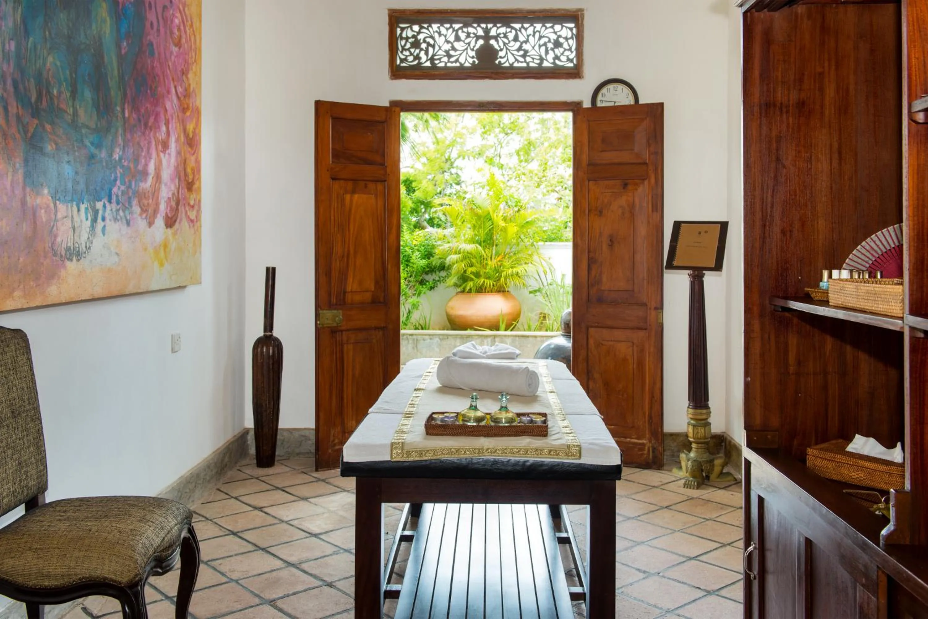 Massage in Tamarind Hill Galle