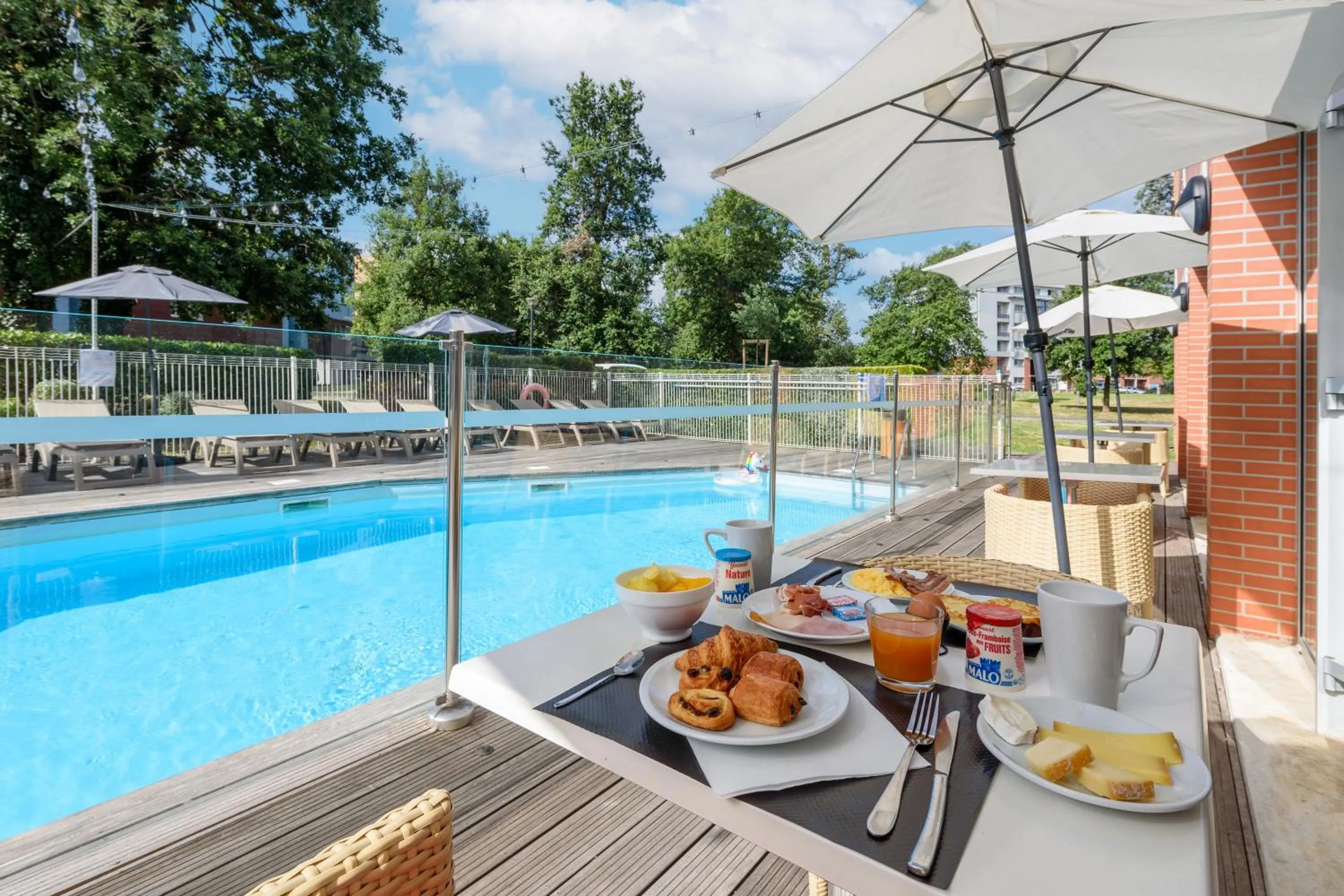 Patio in Clarion Aparthotel Toulouse Le Parc de l'Escale