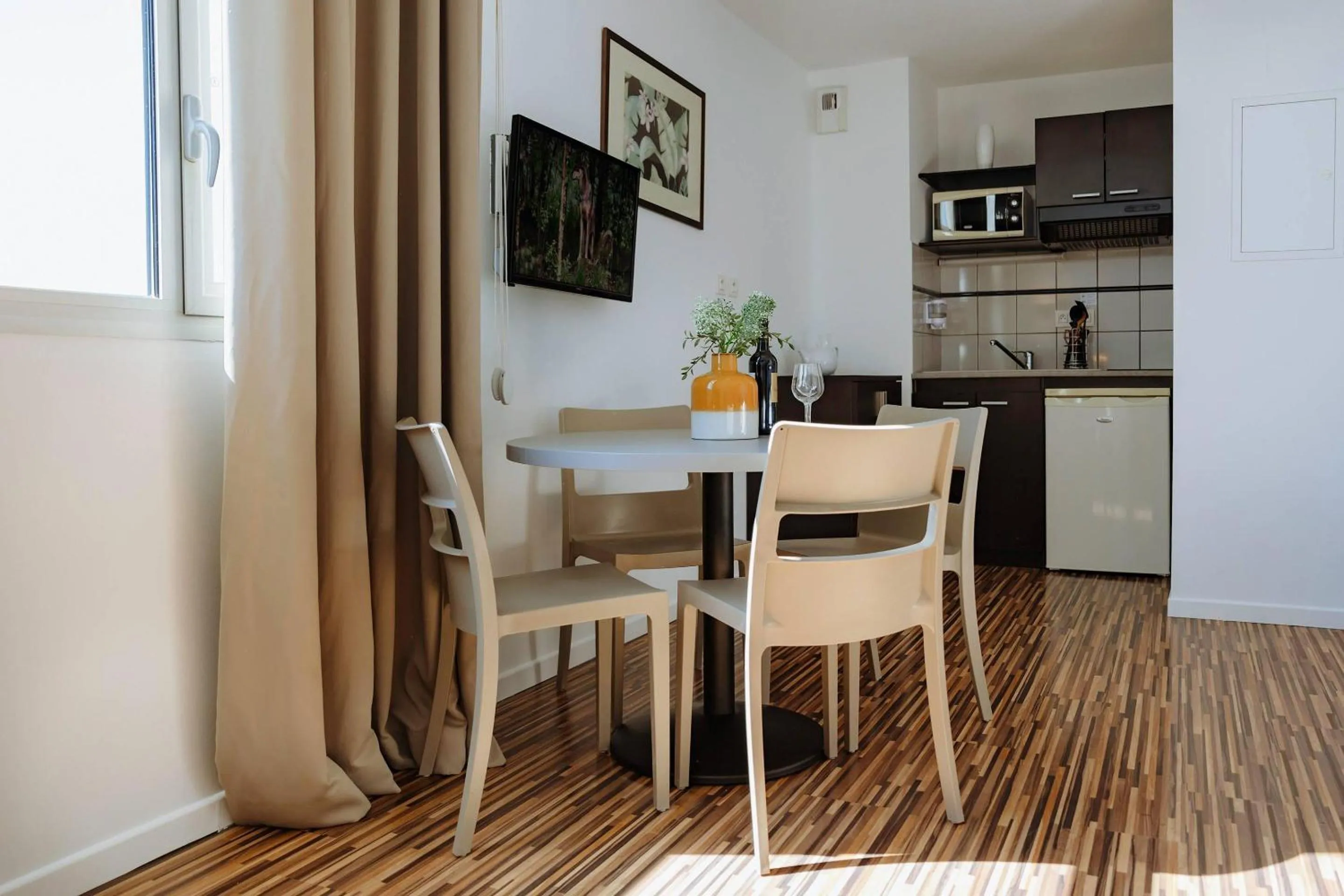 Bedroom in Clarion Aparthotel Toulouse Le Parc de l'Escale