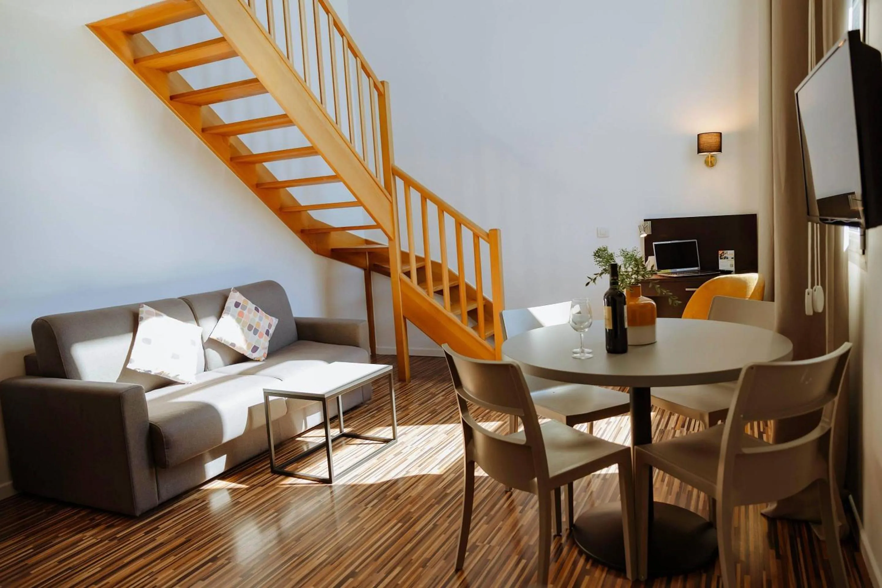 Bedroom in Clarion Aparthotel Toulouse Le Parc de l'Escale