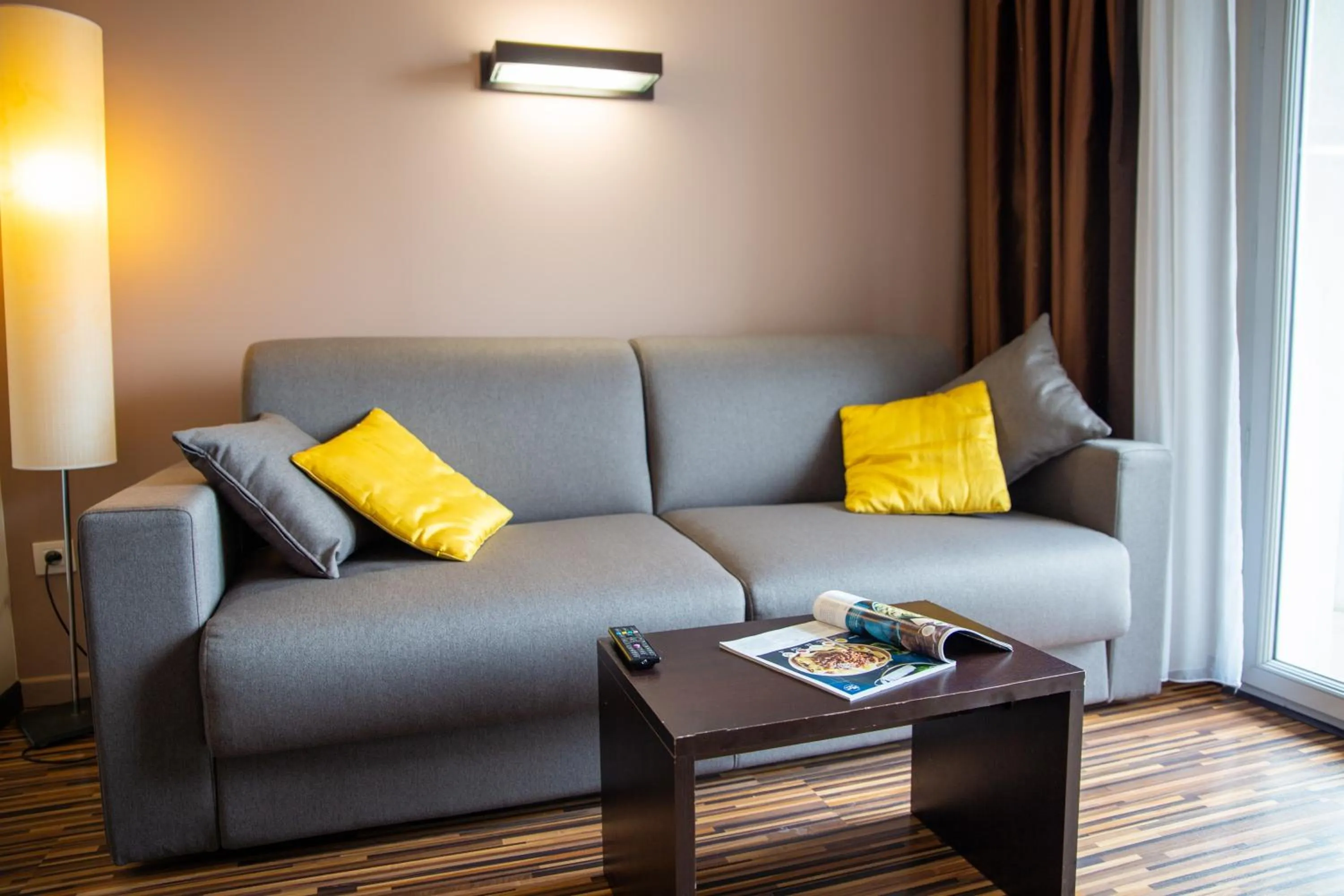 Living room in Clarion Aparthotel Toulouse Le Parc de l'Escale