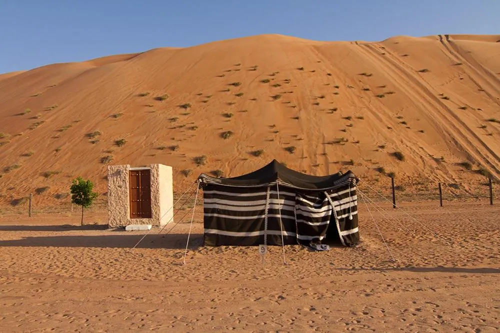 Facade/entrance in Desert Retreat Camp