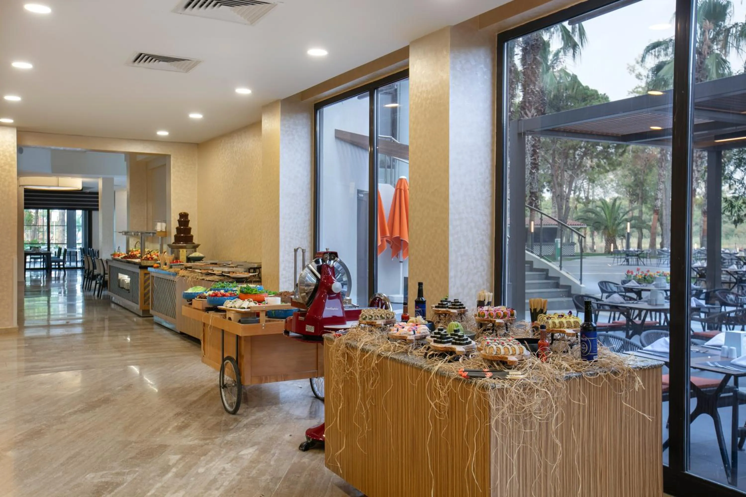 Restaurant/places to eat in Megasaray Resort Side