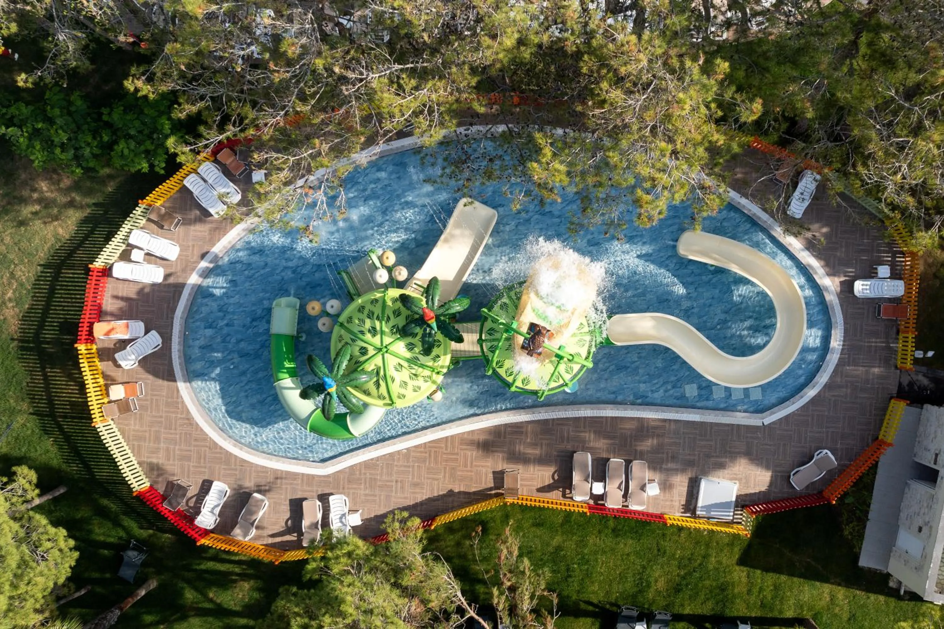 Swimming pool in Megasaray Resort Side