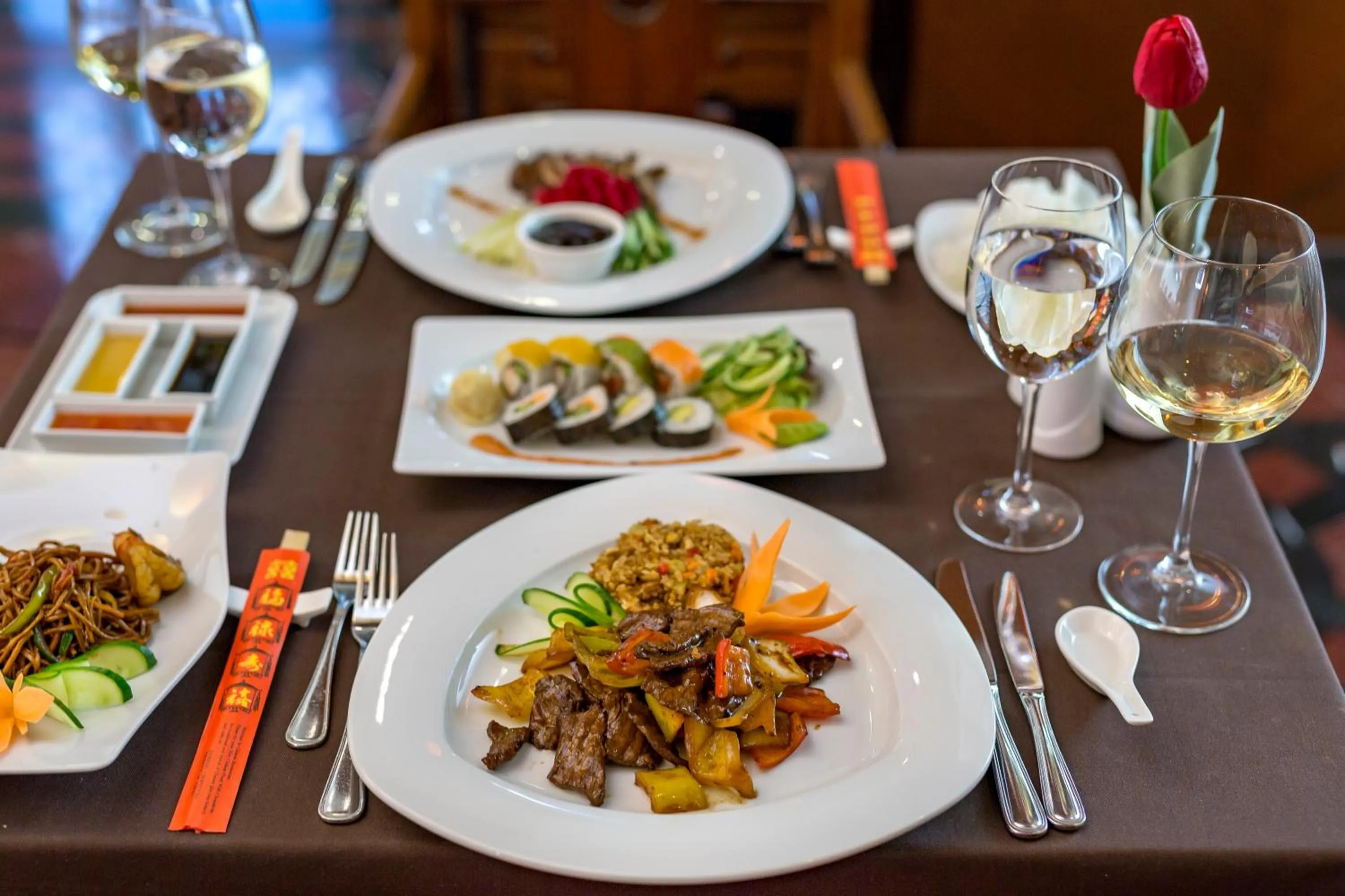 Food and drinks in Royal Holiday Palace