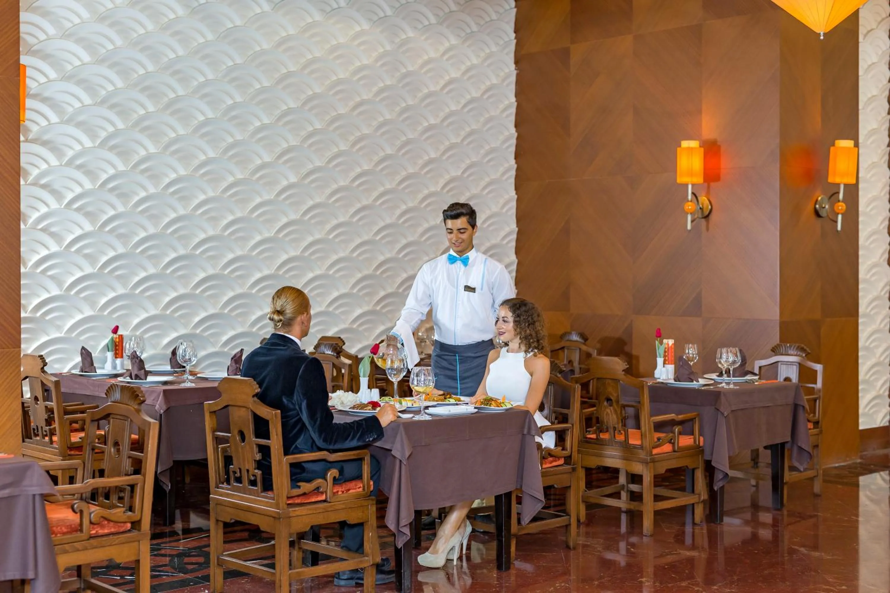 Food and drinks in Royal Holiday Palace