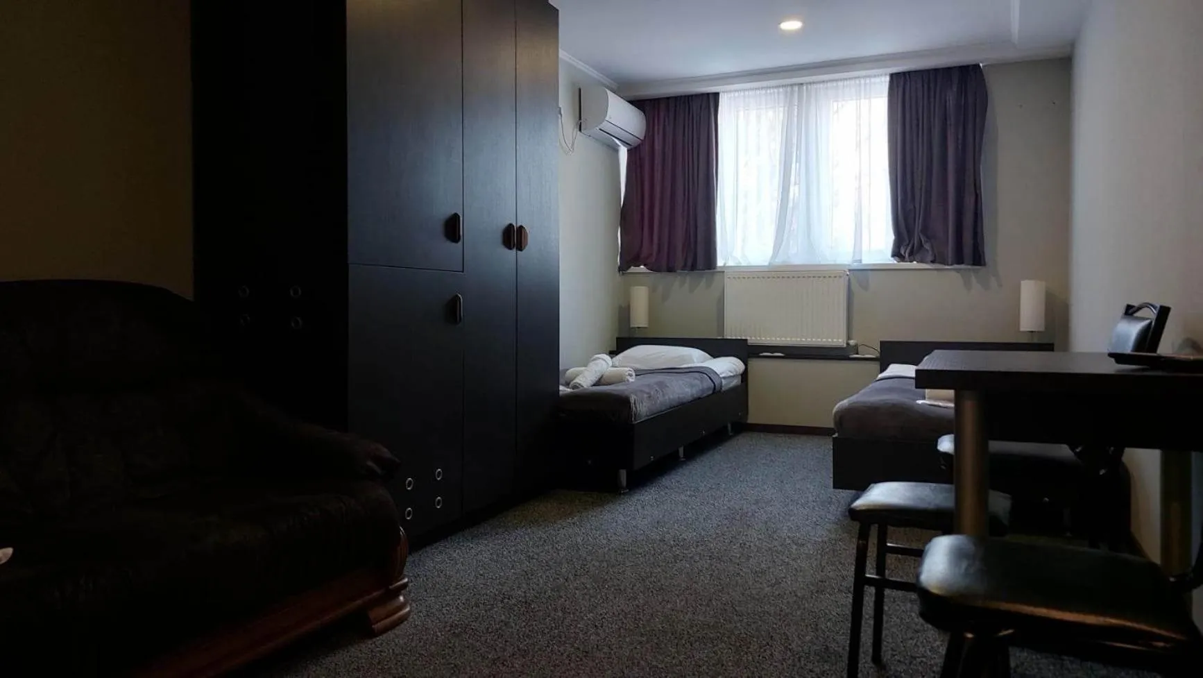 Photo of the whole room, Bed in Hotel Reverence