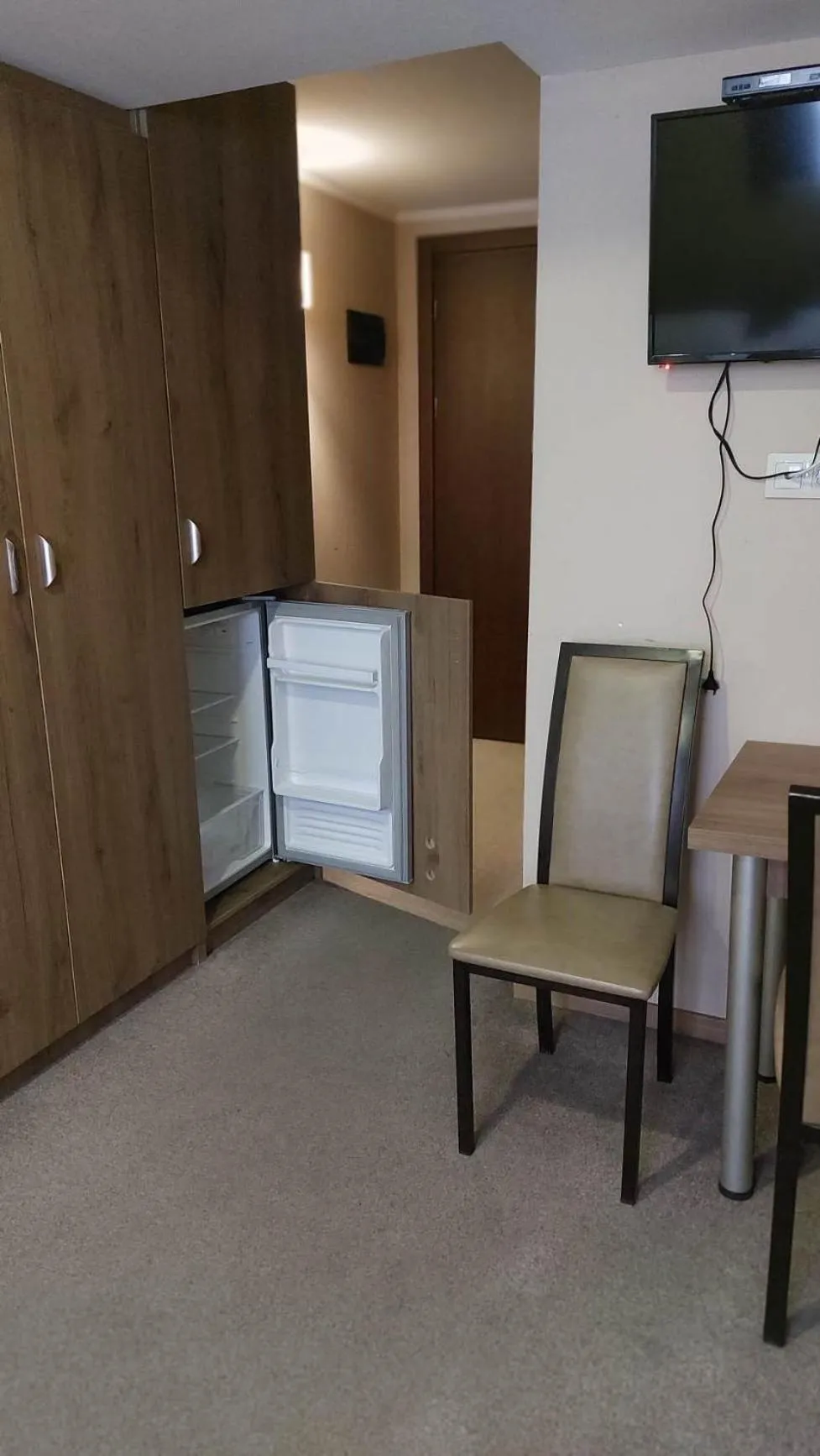 TV and multimedia in Hotel Reverence