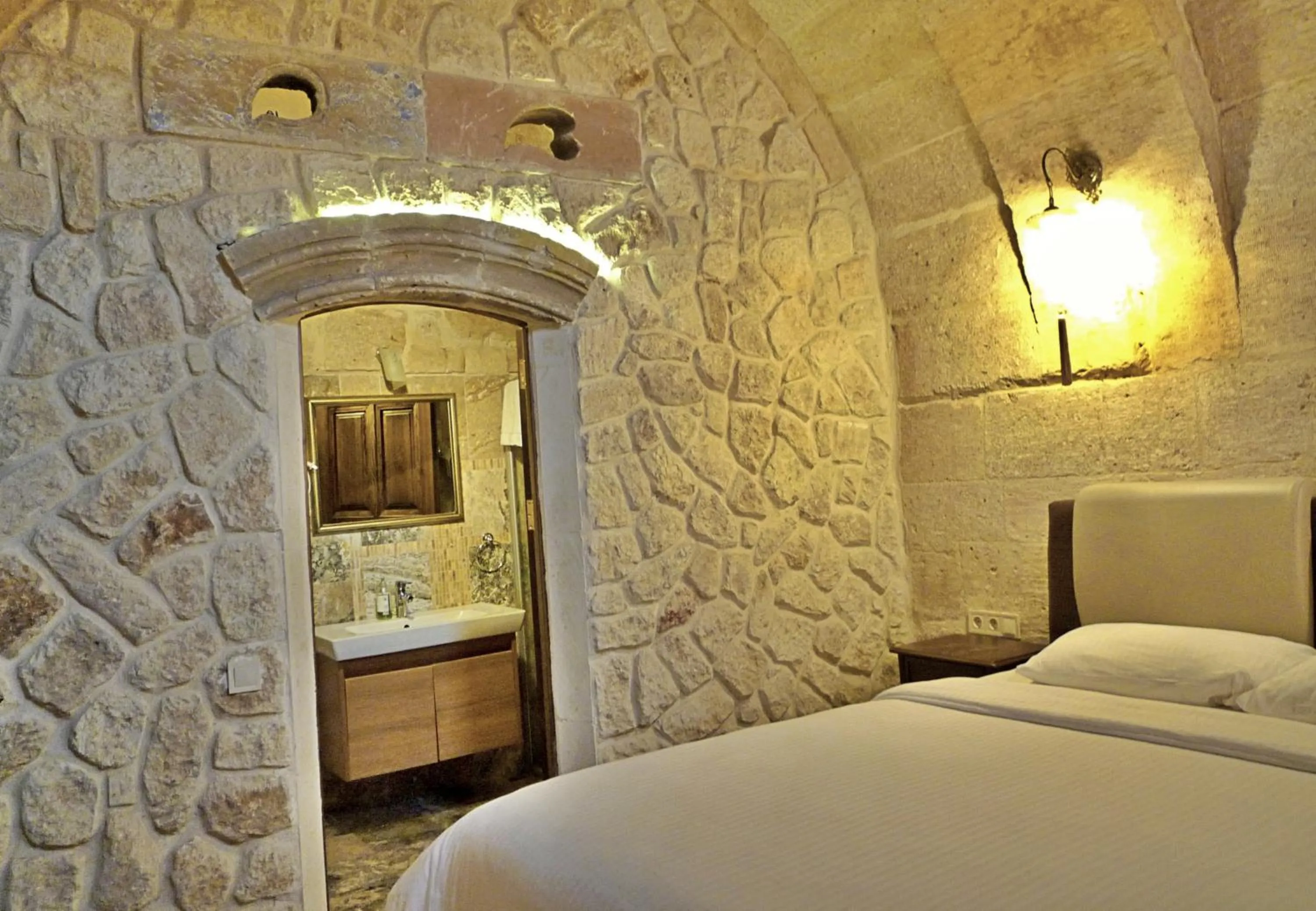 Bedroom, Bed in Cave Konak Hotel - Special Category