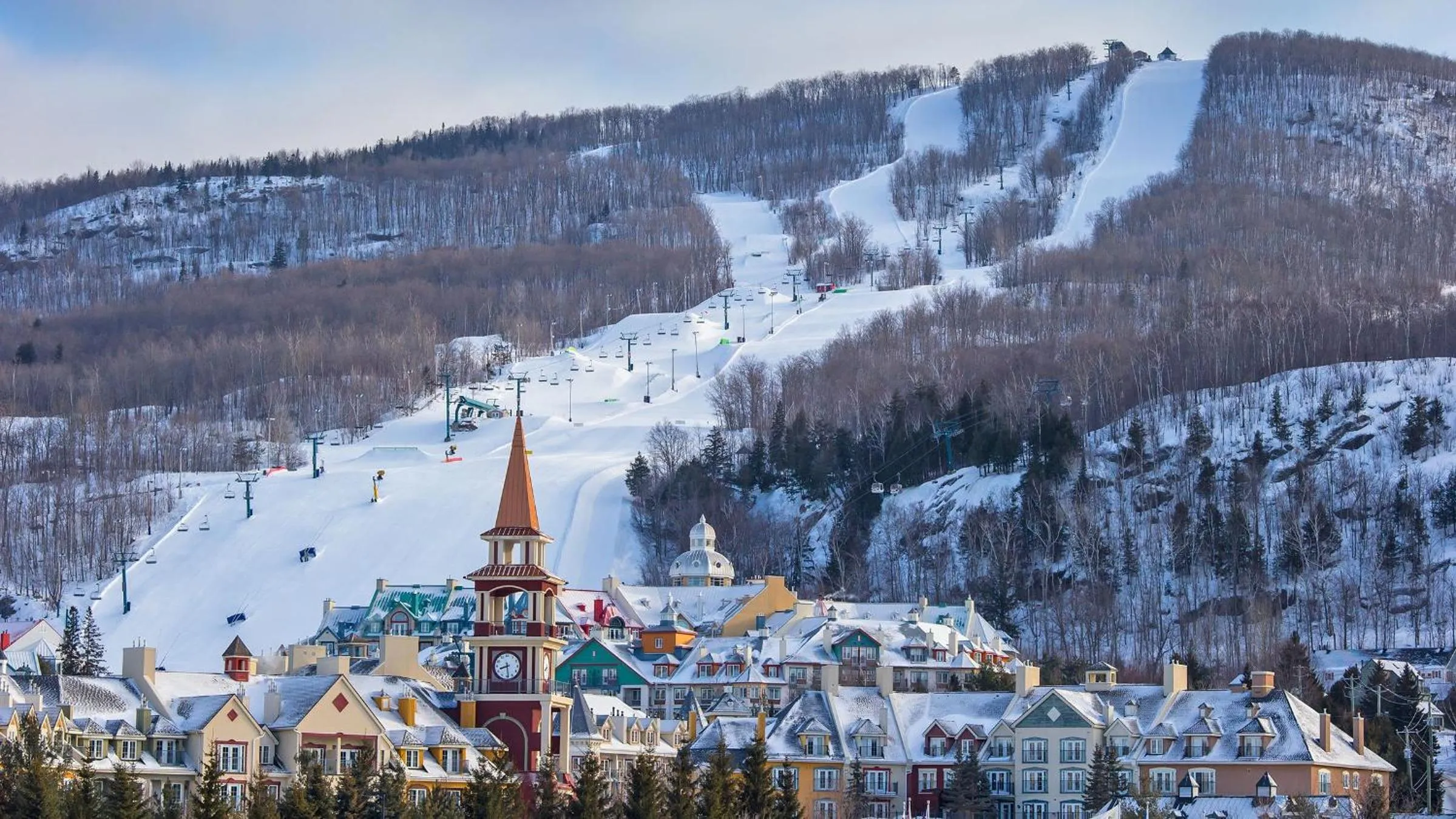 Skiing in Le Sous-Bois (Les Manoirs) Mont-Tremblant
