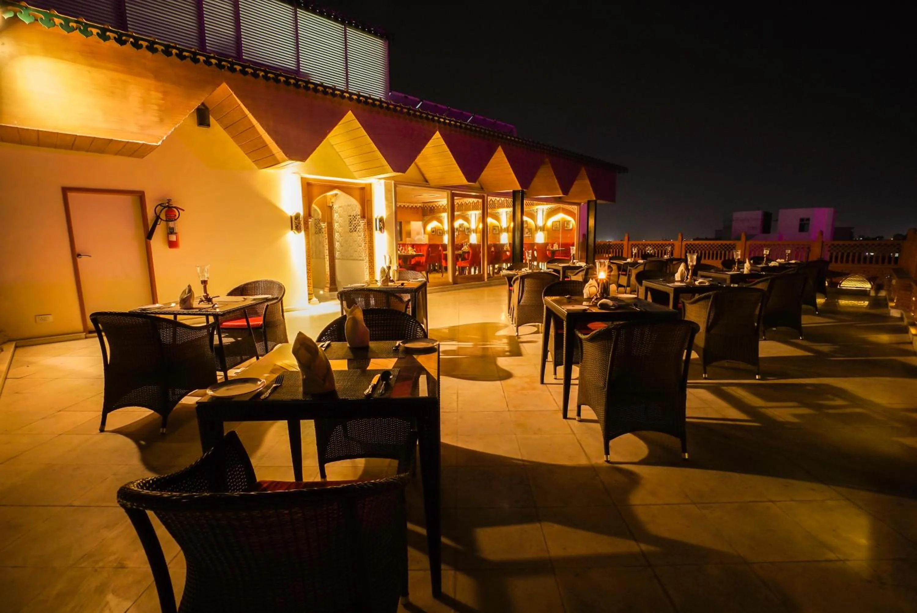 Dinner in Shahpura House