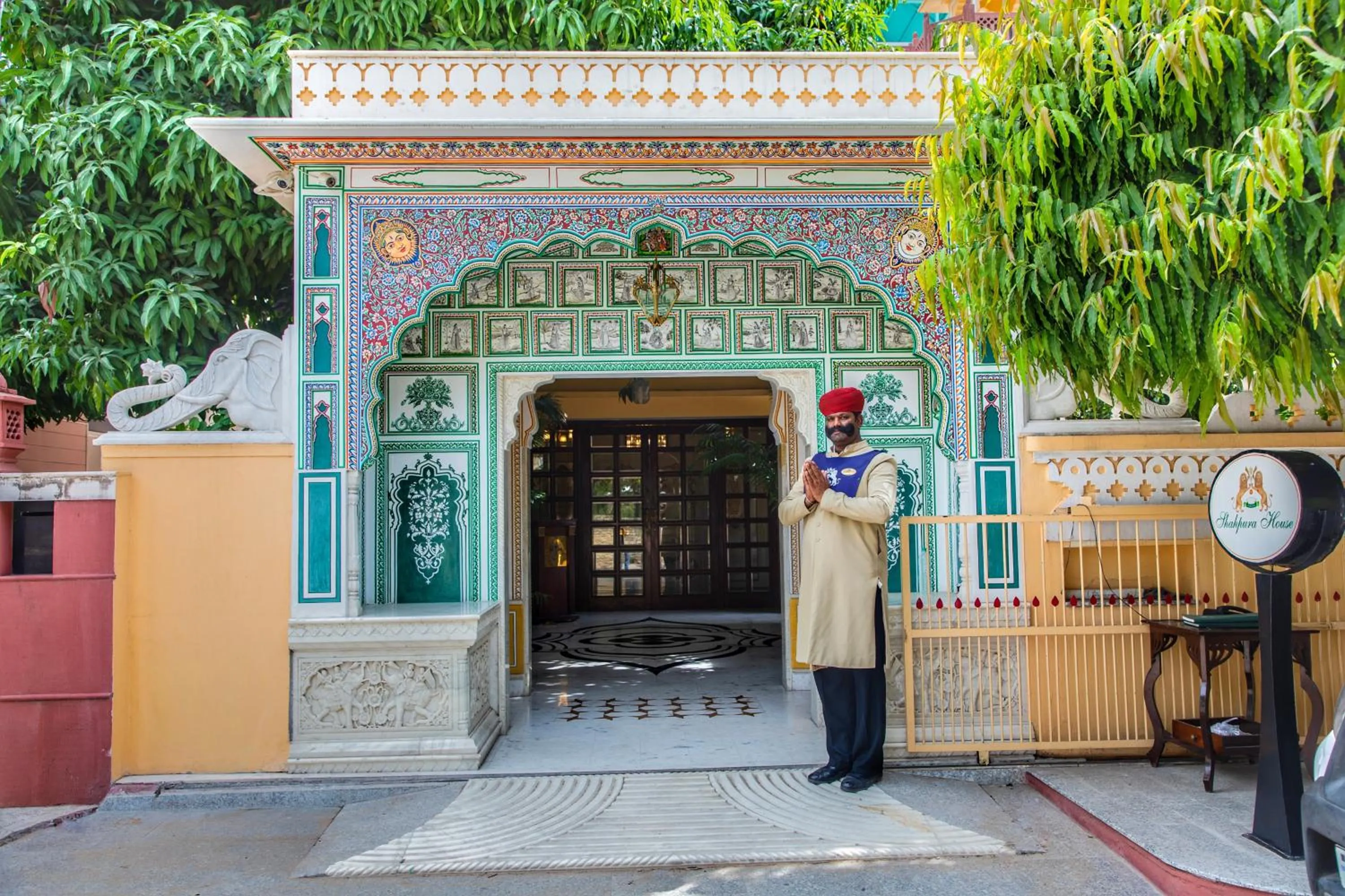 Facade/entrance in Shahpura House