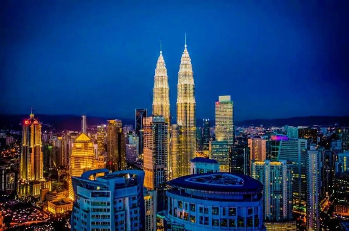 Swimming pool in Saba Suites at Platinum KLCC Bukit Bintang Kuala Lumpur