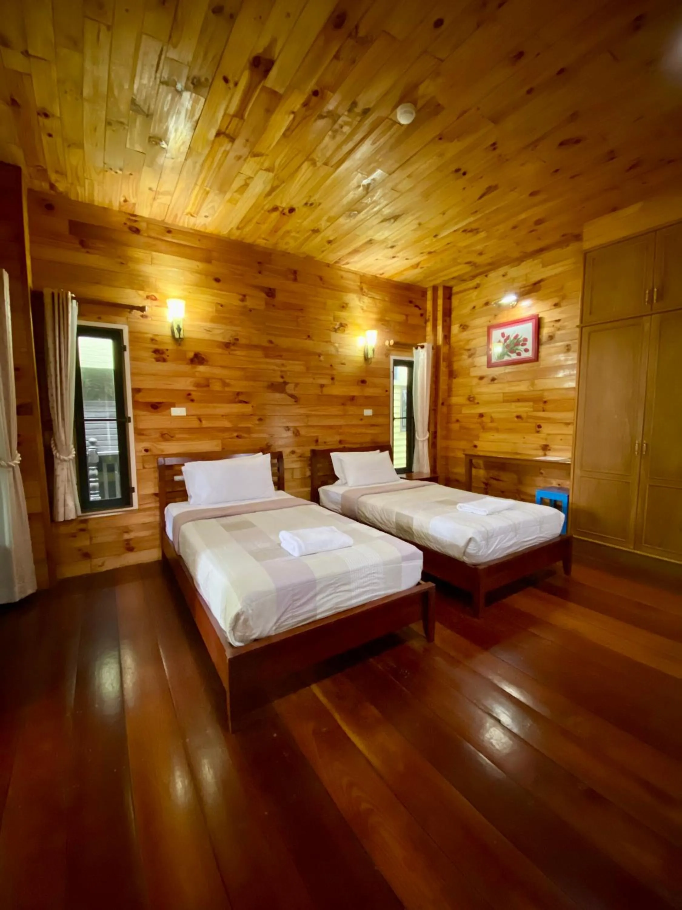 Bed in Baan Soontree Resort