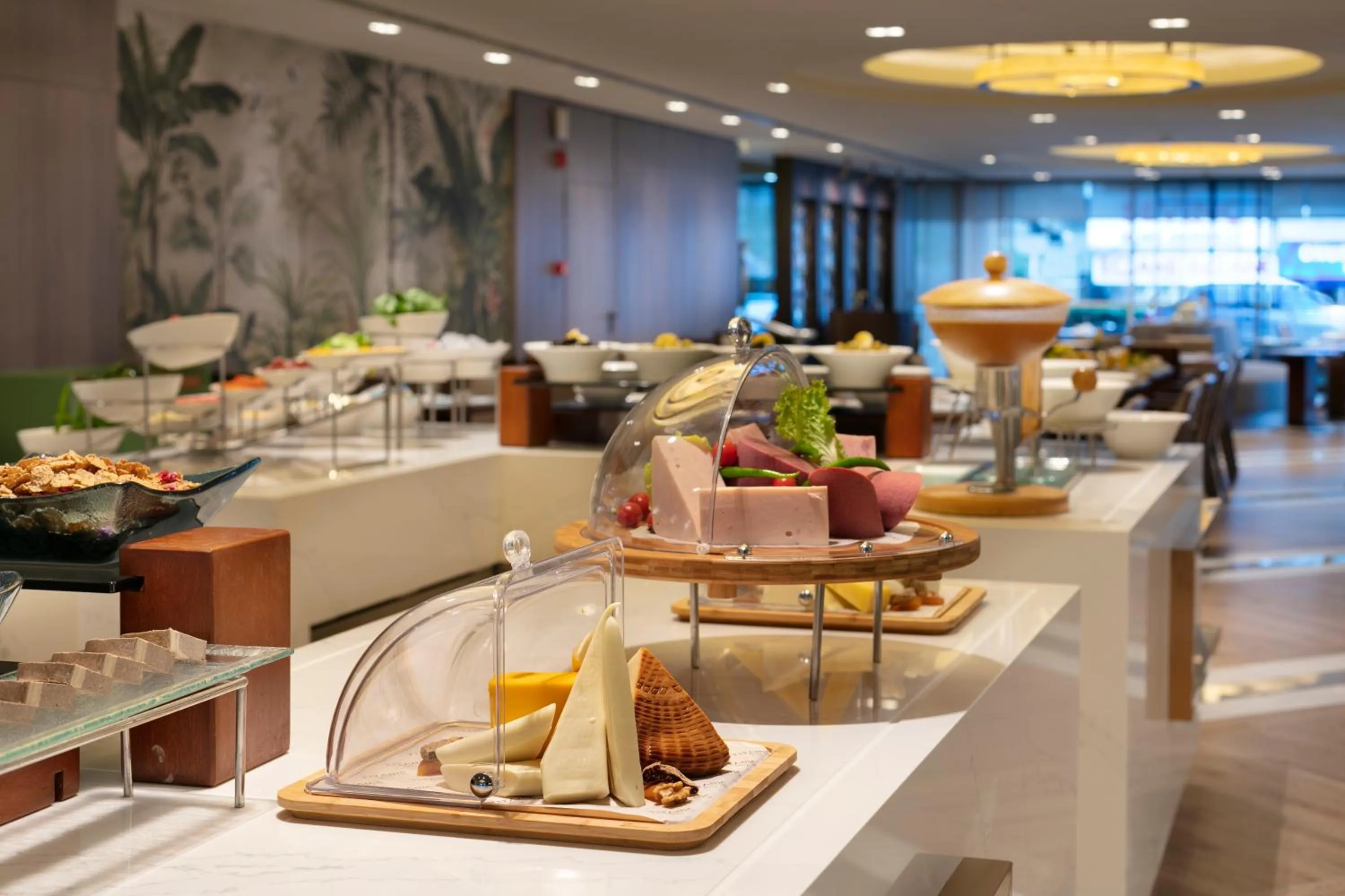 Buffet breakfast in Titanic Port Bakirkoy