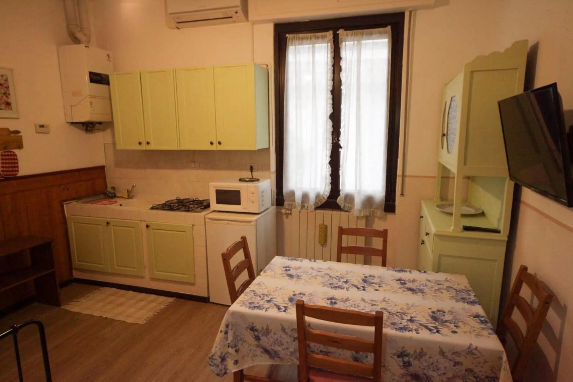 TV and multimedia in Antica Corte Milanese