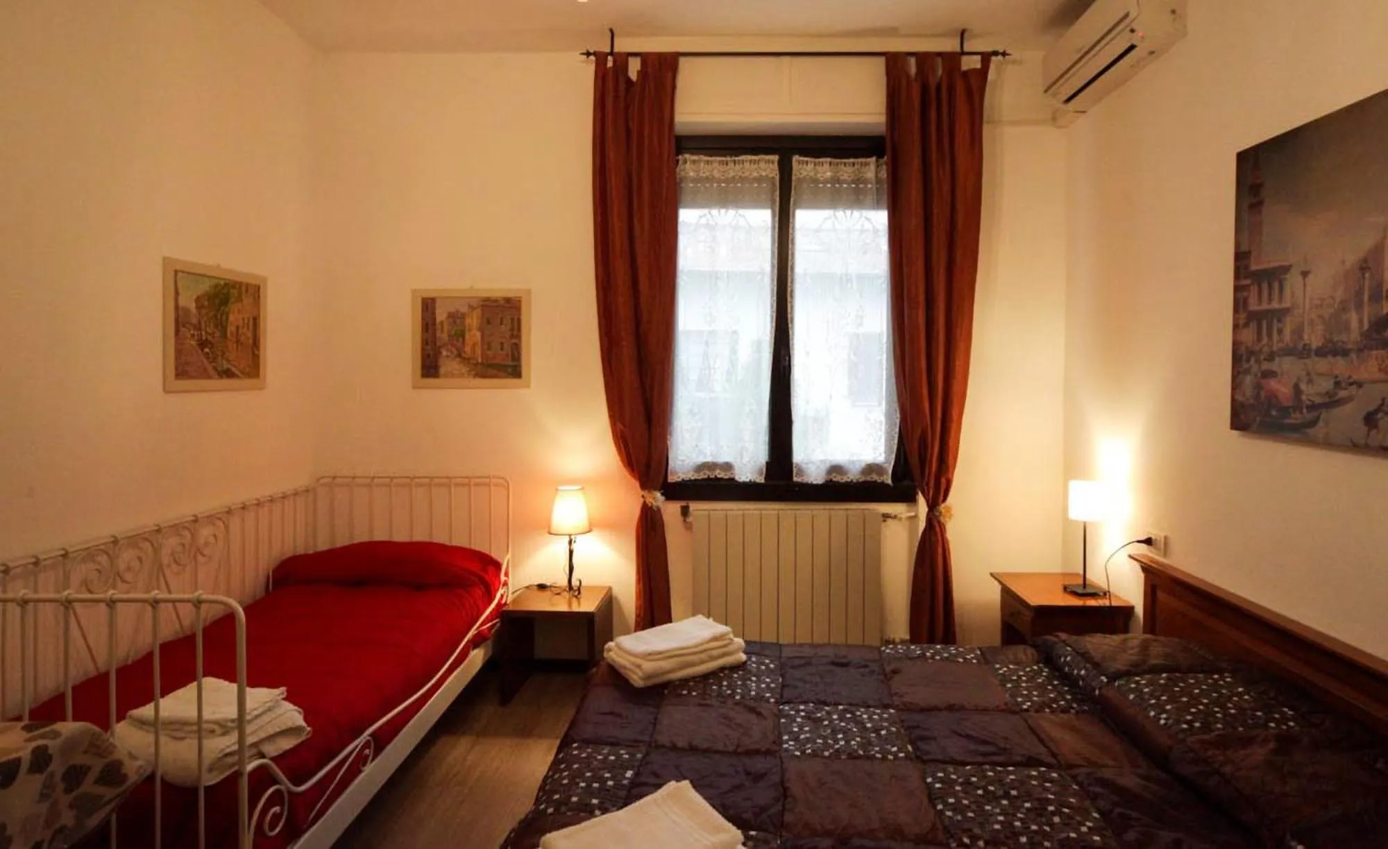 Bedroom, Bed in Antica Corte Milanese