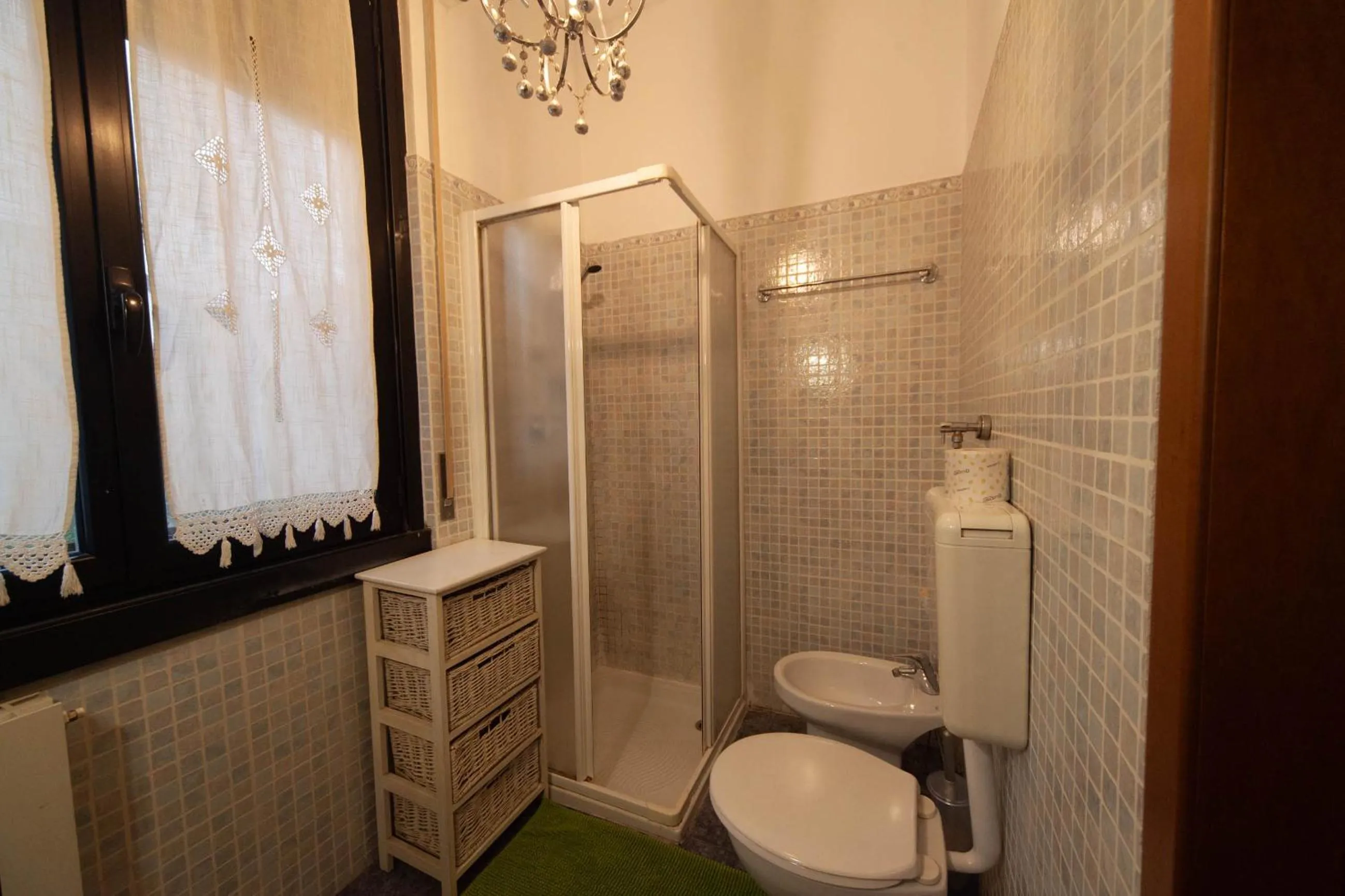Shower in Antica Corte Milanese