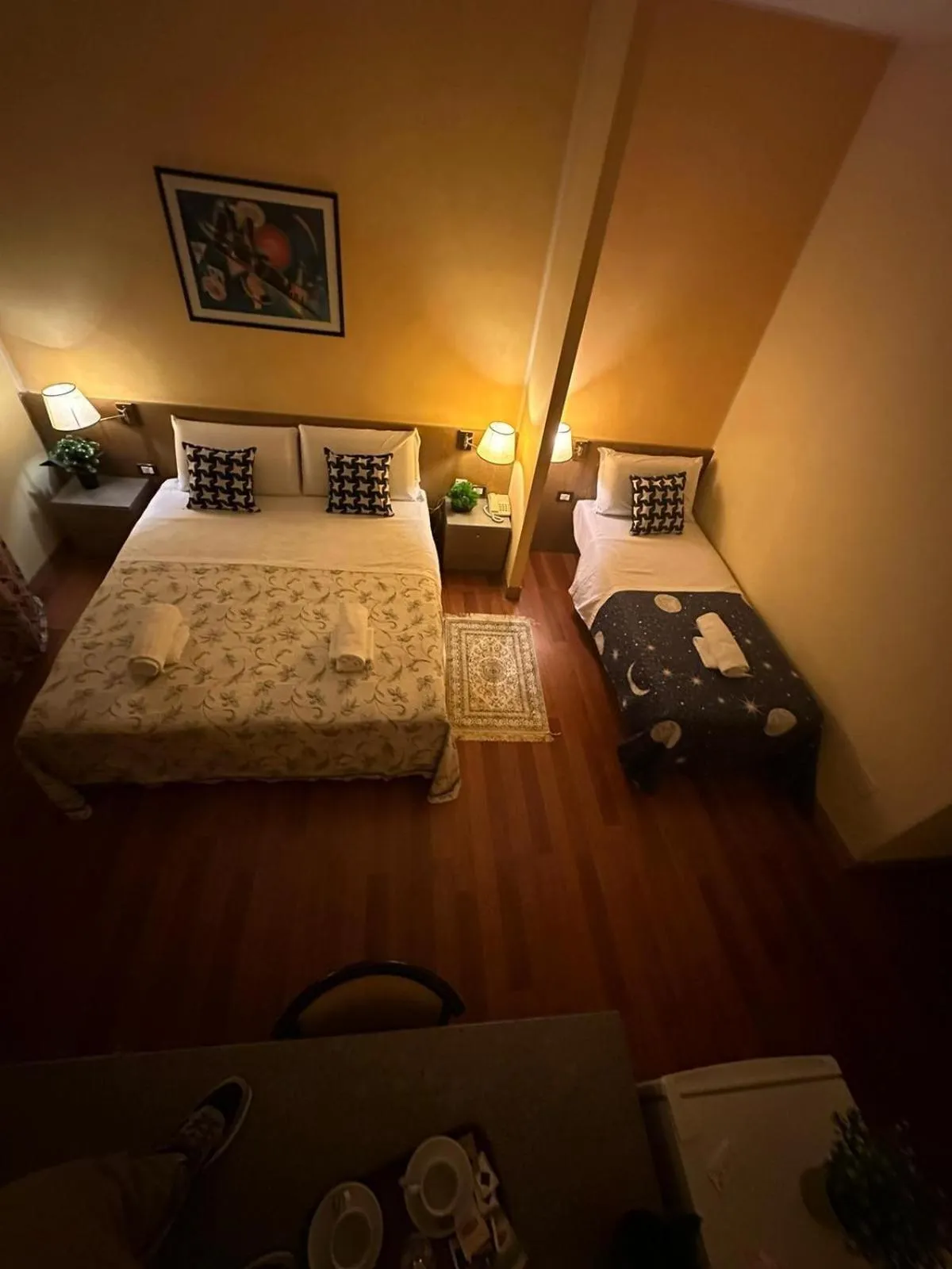 Bed in Hotel Raffaello Venice