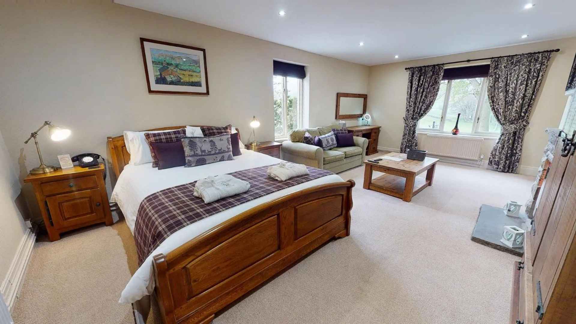 Bed in Stone House Hotel