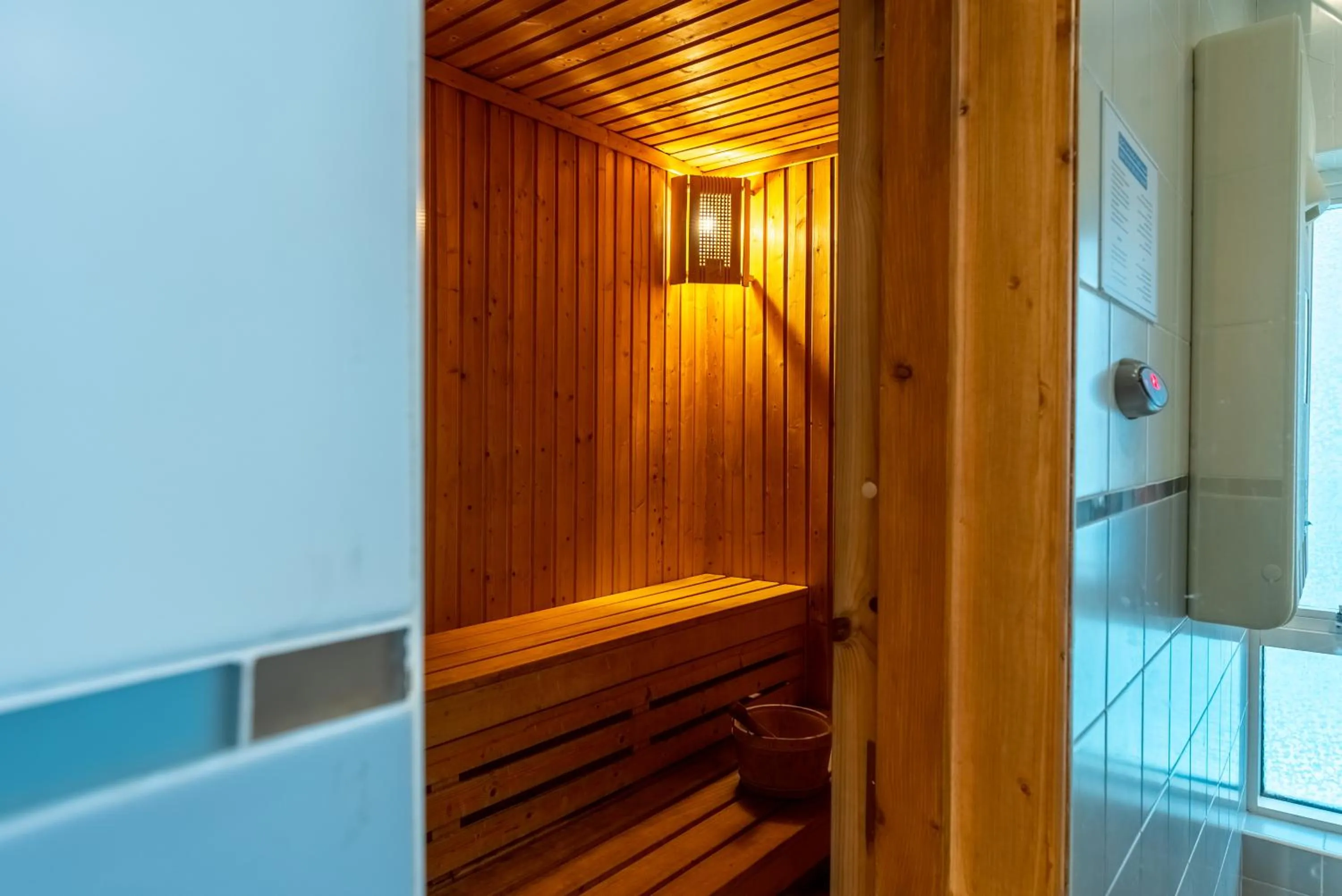 Property building in Gulf Oasis Hotel Apartments Fz LLC