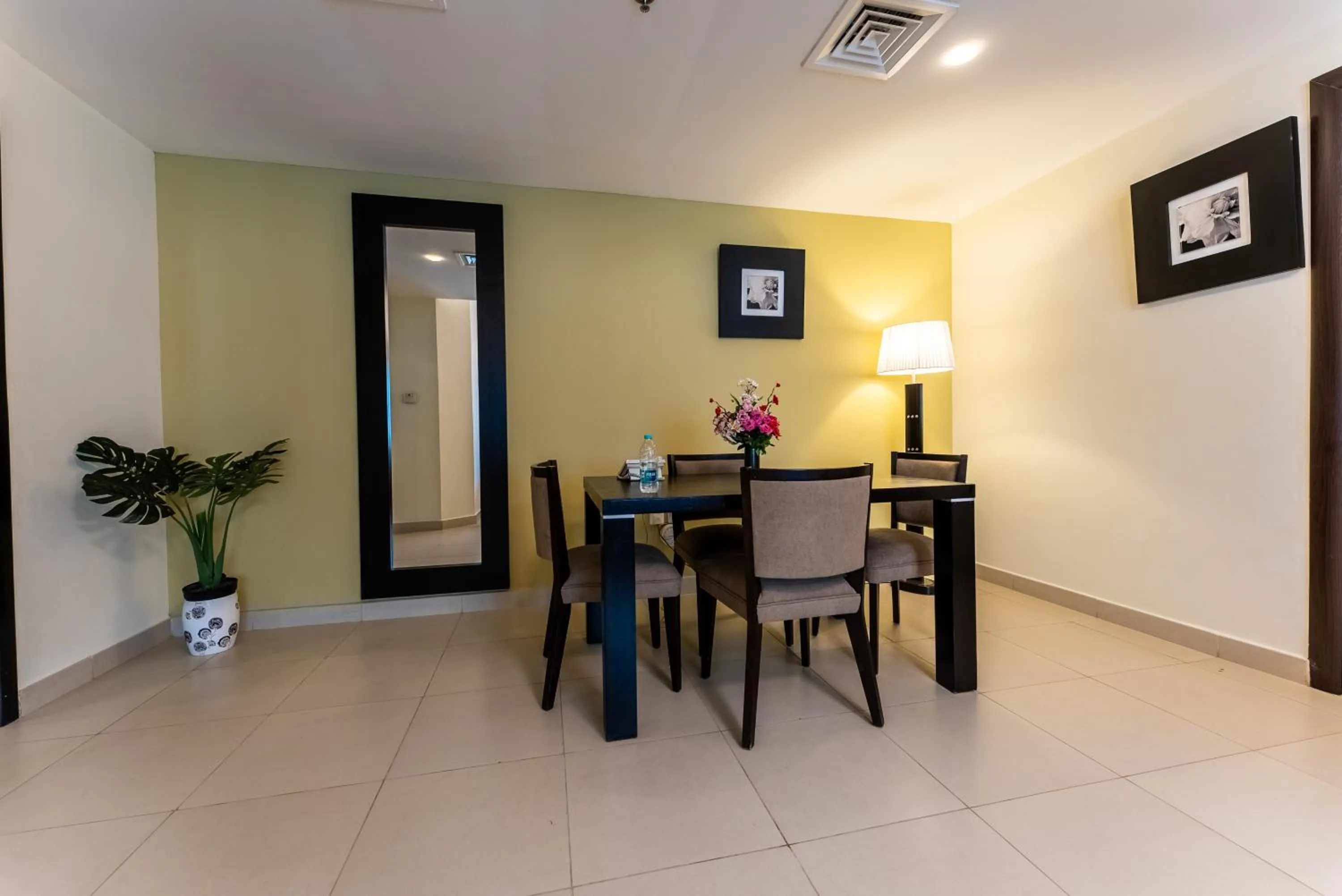 Dining area in Gulf Oasis Hotel Apartments Fz LLC