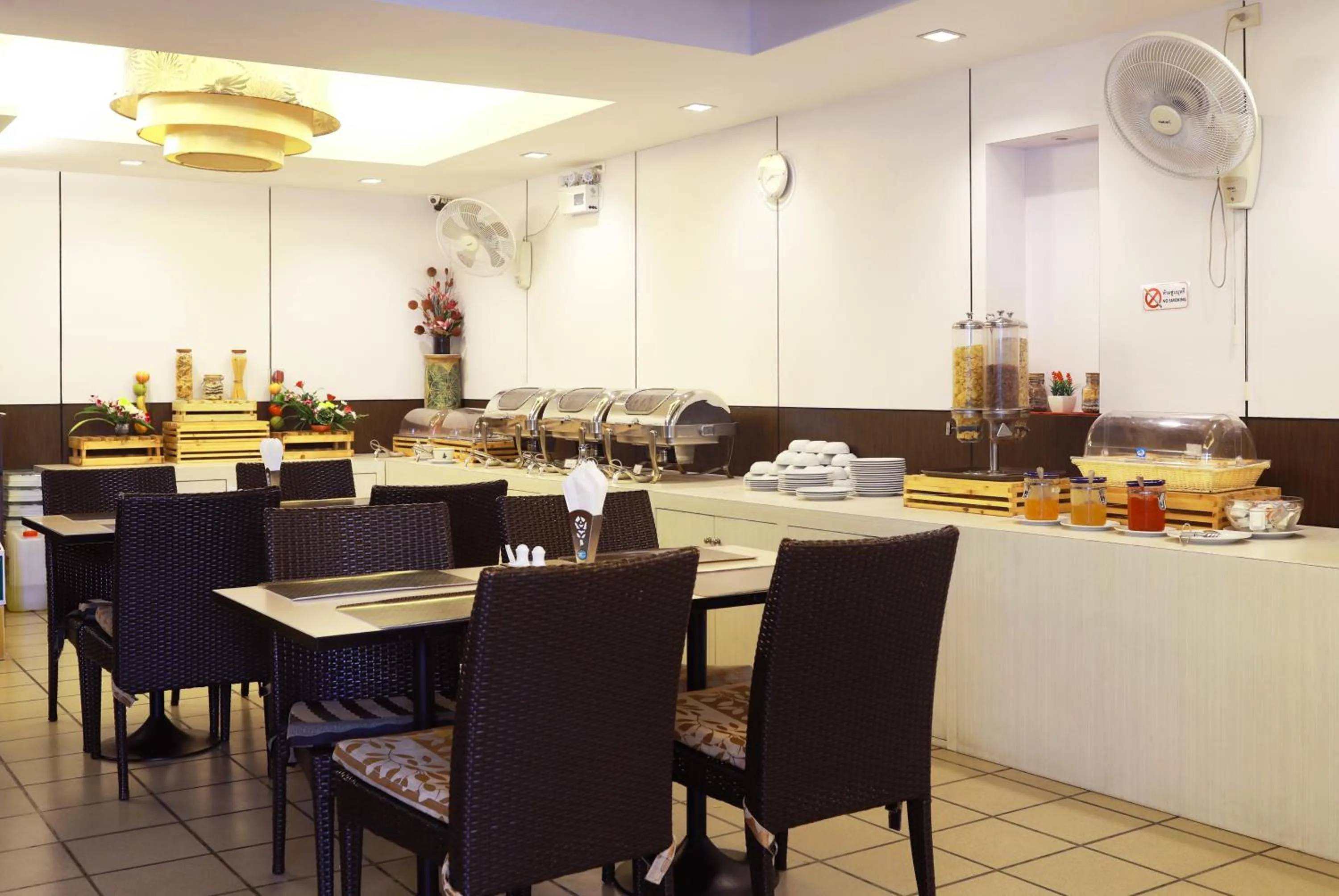 Restaurant/places to eat in Baan Boa Resort