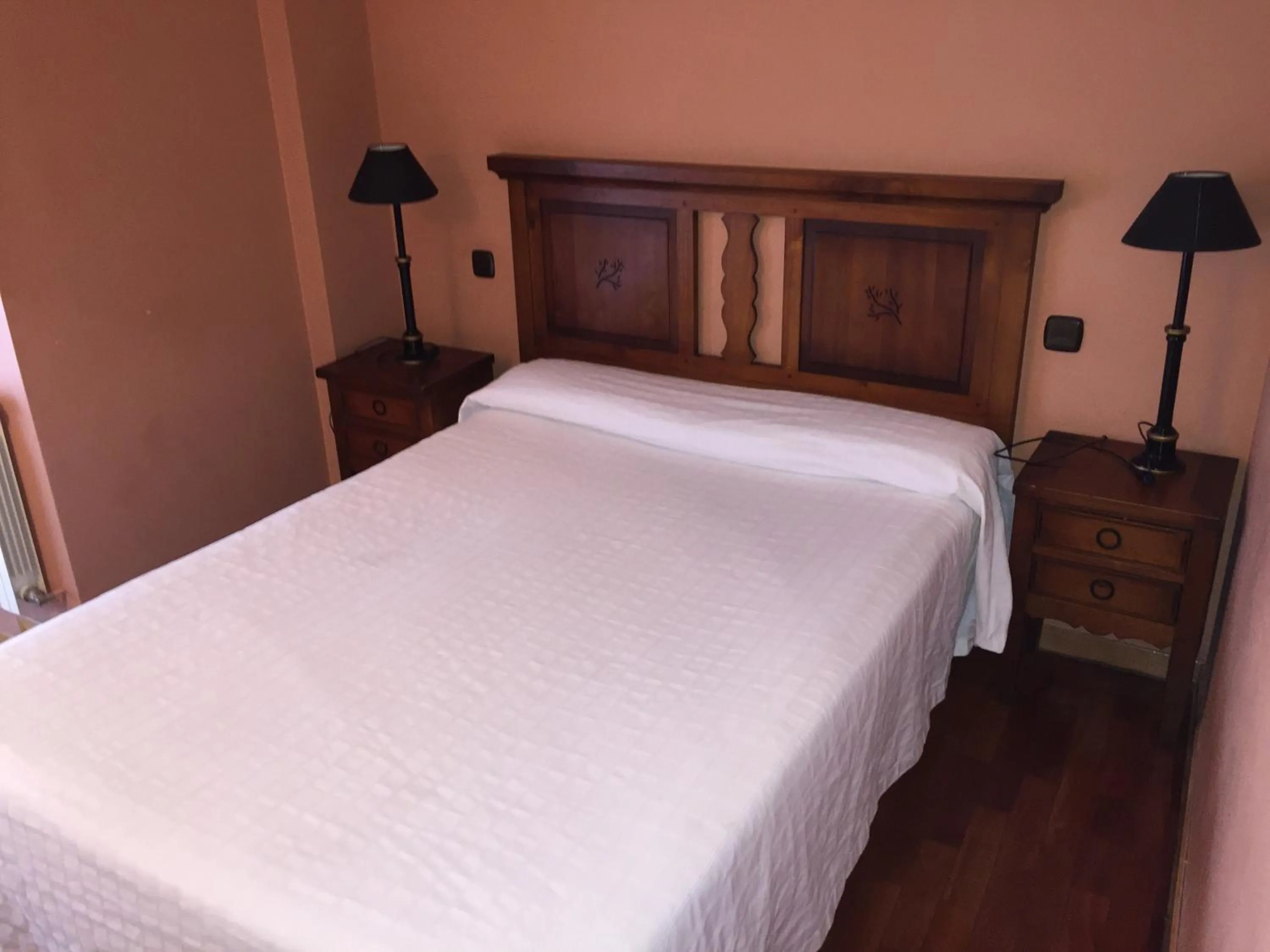 Photo of the whole room in Hotel Los Angeles