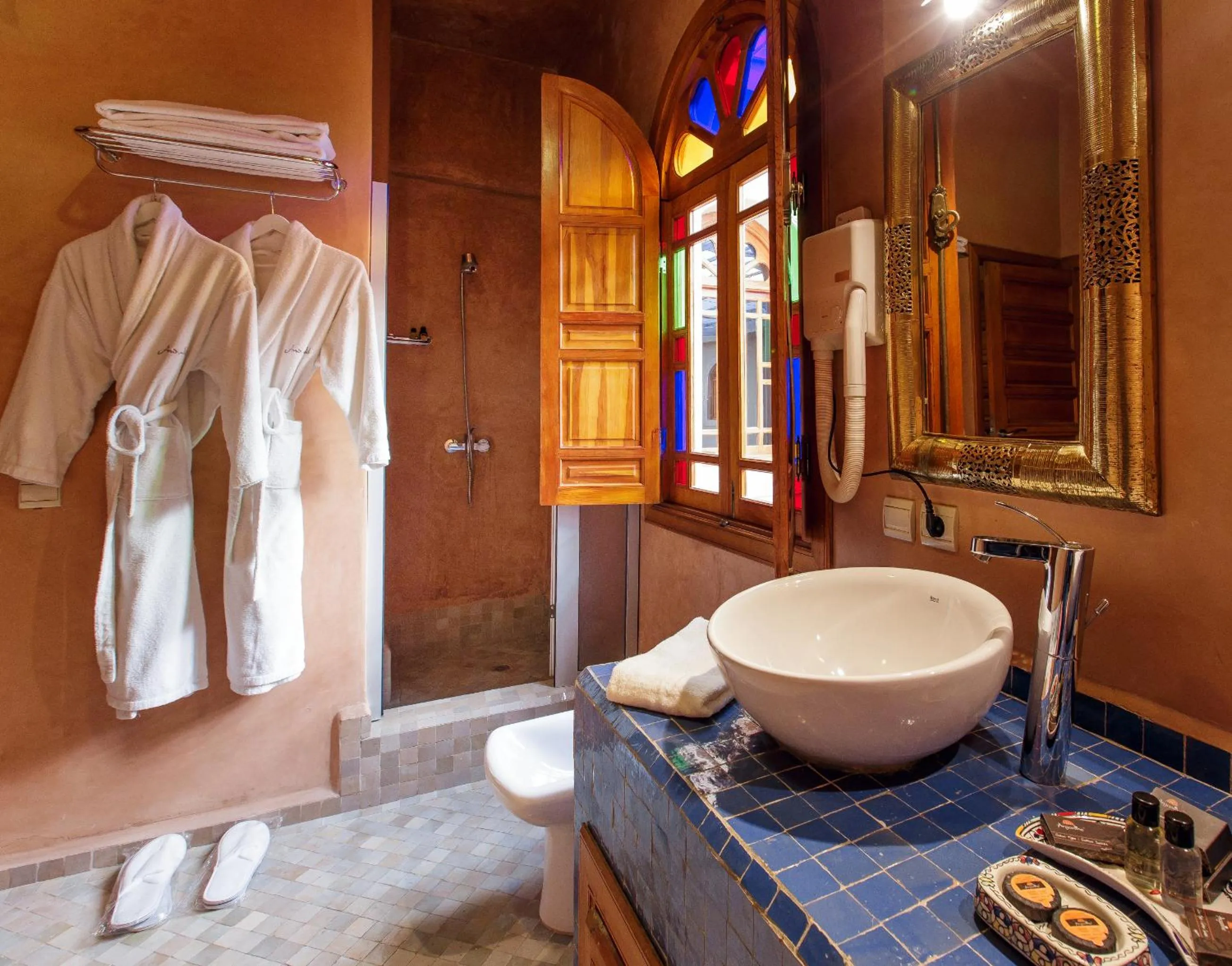 Shower in Riad Andalib