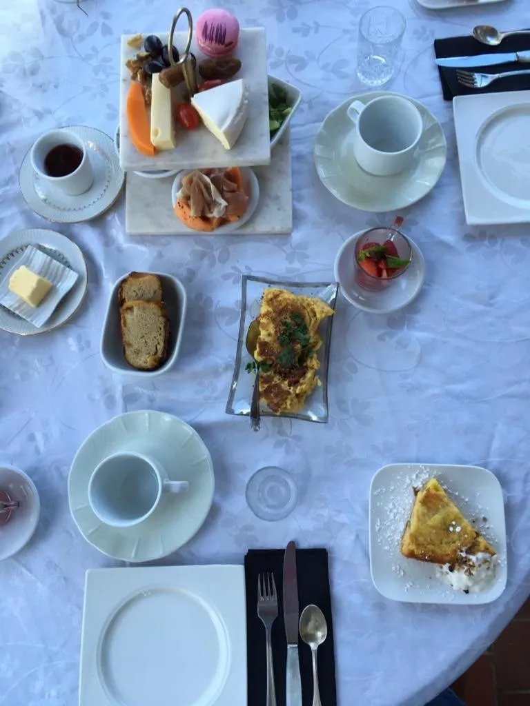 Breakfast in Chante Brise B&B