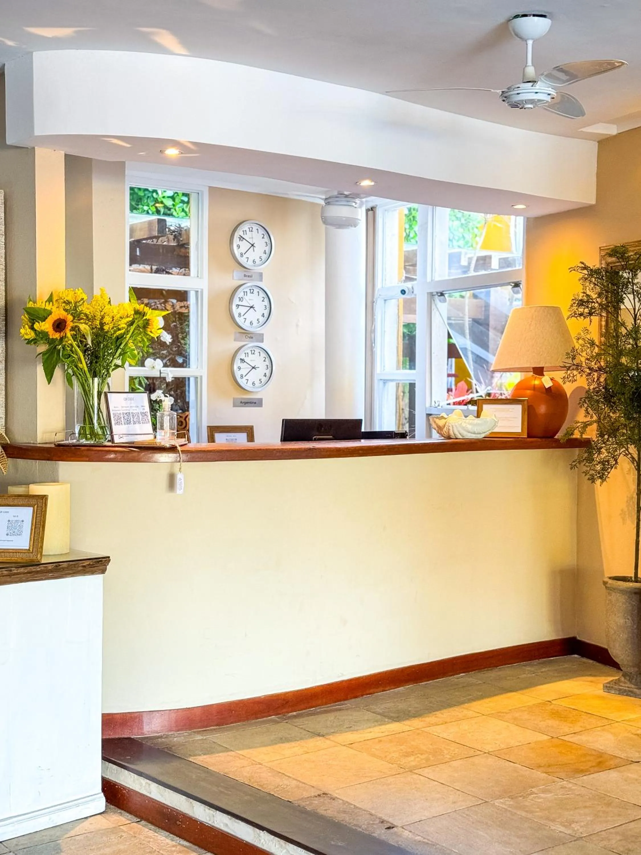 Lobby or reception in Bahiamarela Boutique Hotel & SPA