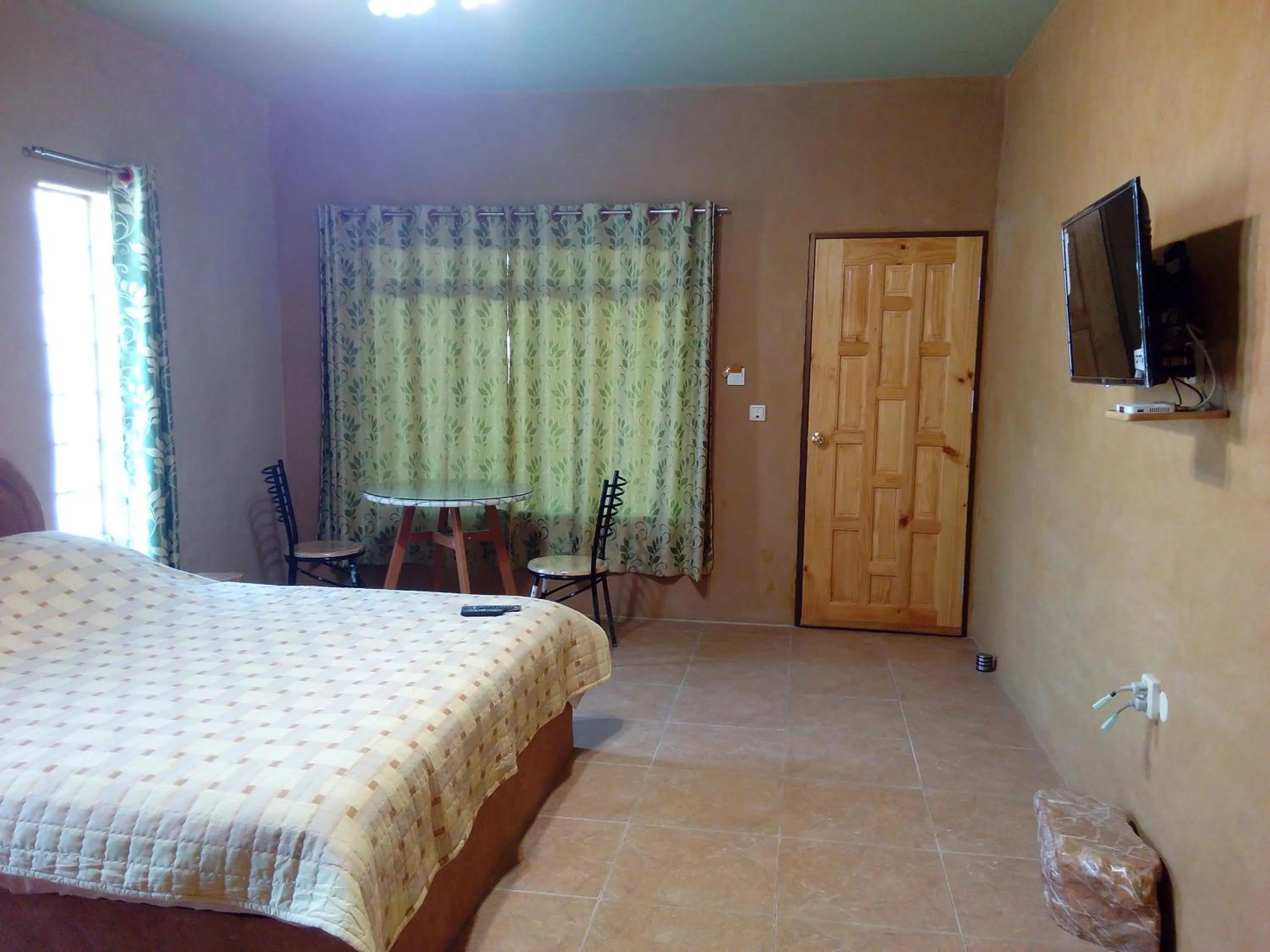 Photo of the whole room, Bed in Baandin resort