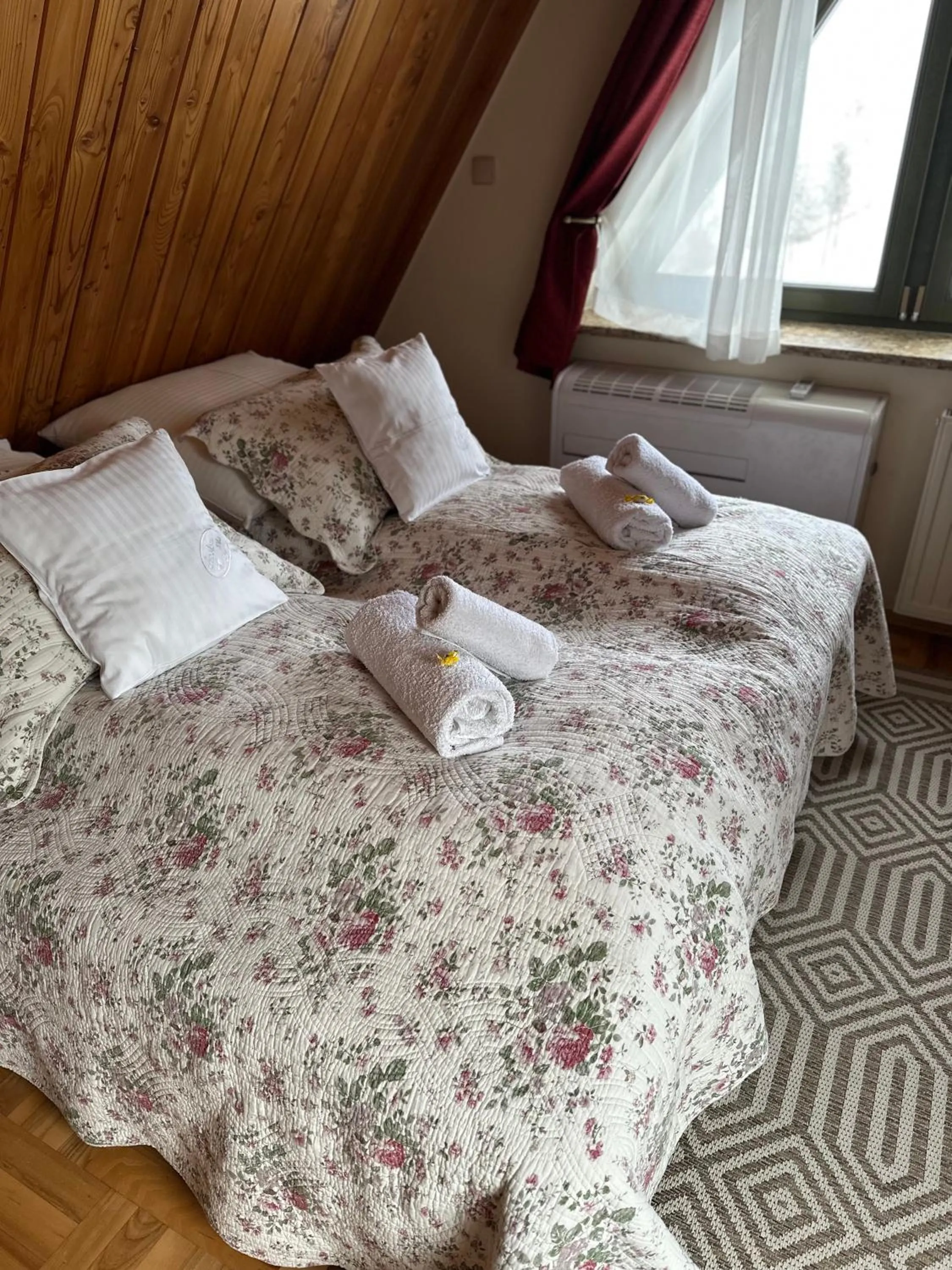 Bed in Apolonia Willa