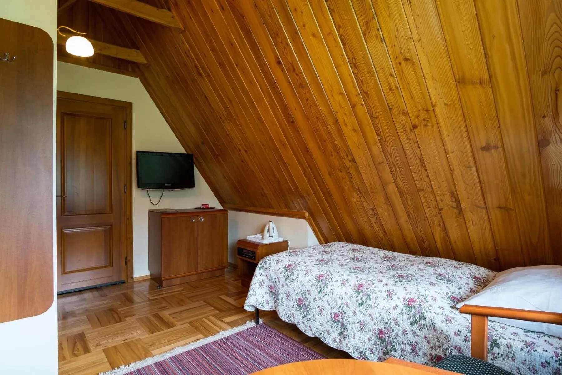 Bed in Apolonia Willa