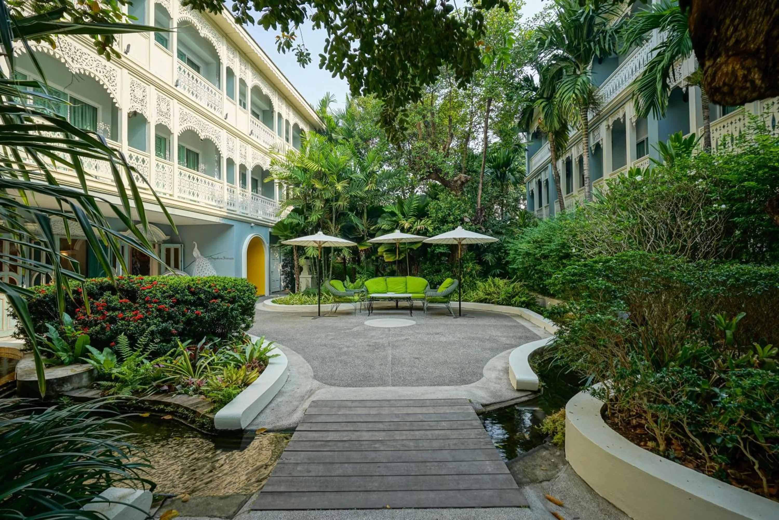 Property building in At Pingnakorn Riverside