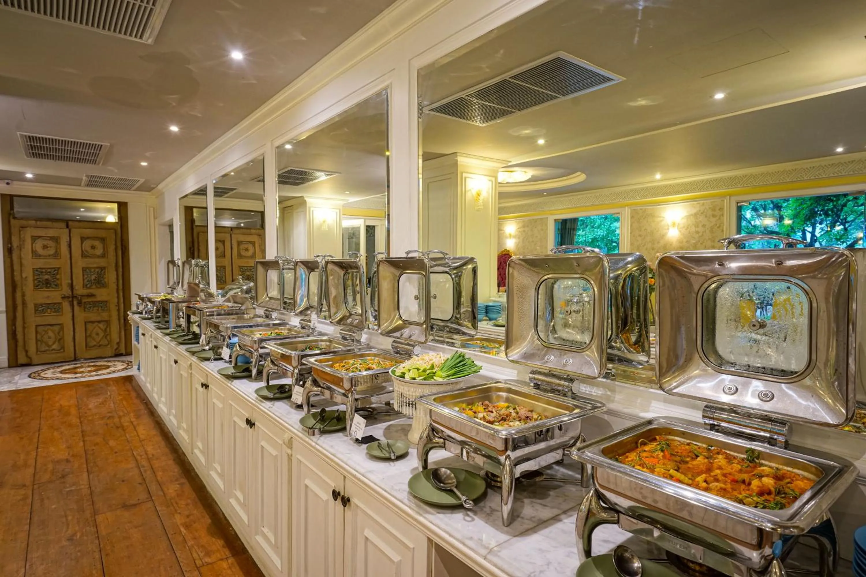 Breakfast in At Pingnakorn Riverside