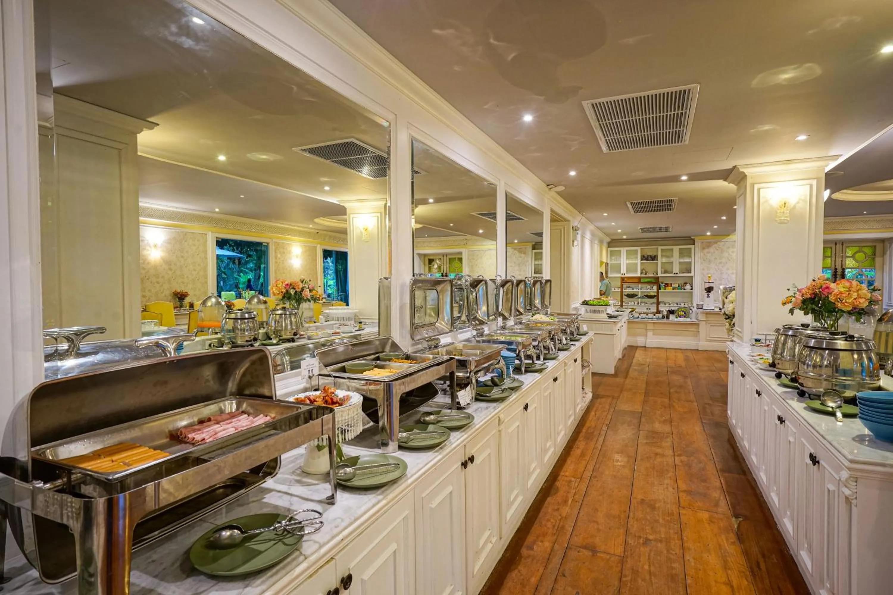 Breakfast in At Pingnakorn Riverside