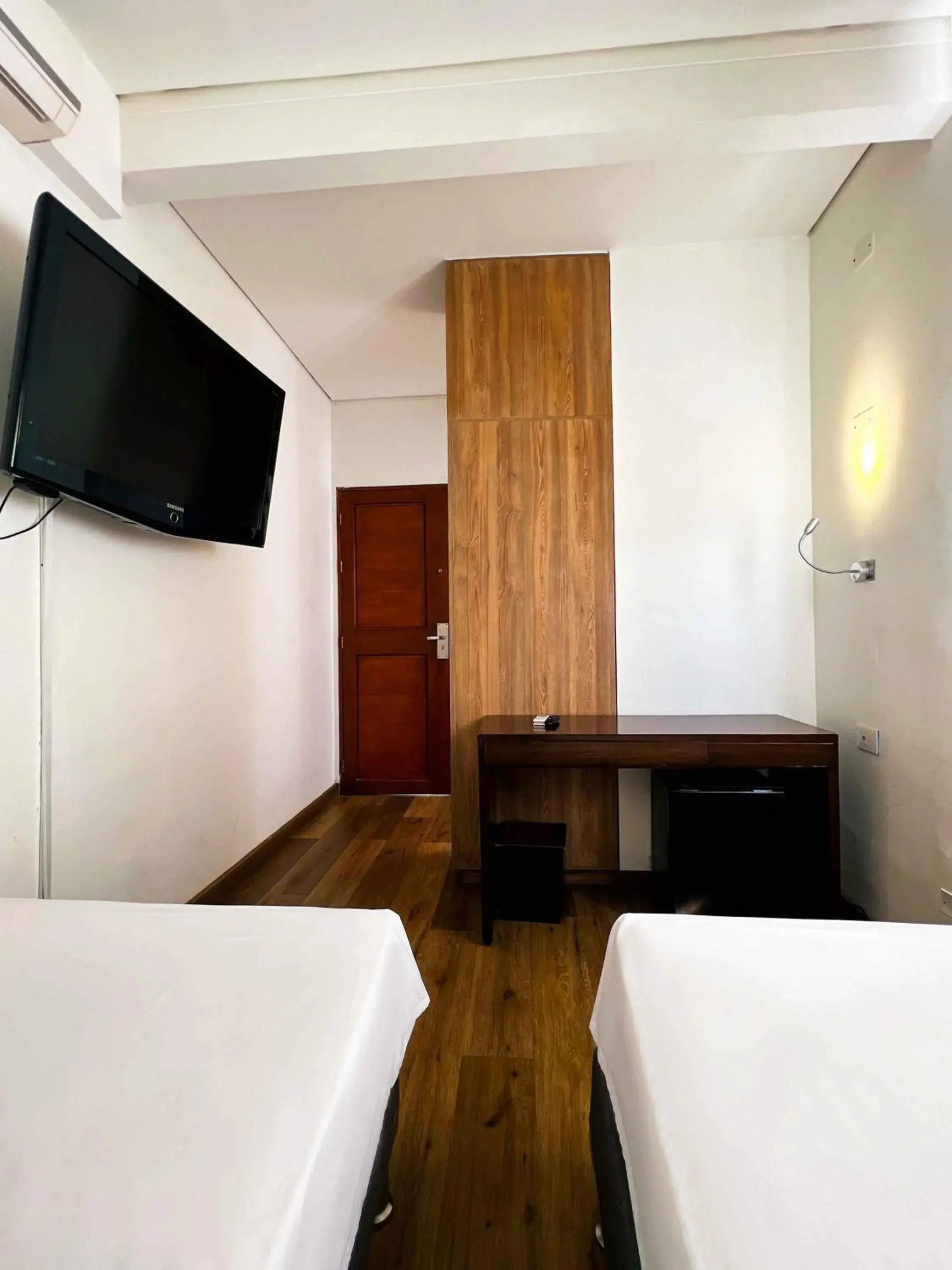 Standard Twin Room in Hotel Florencia Plaza Standard Twin Room in Hotel Florencia Plaza