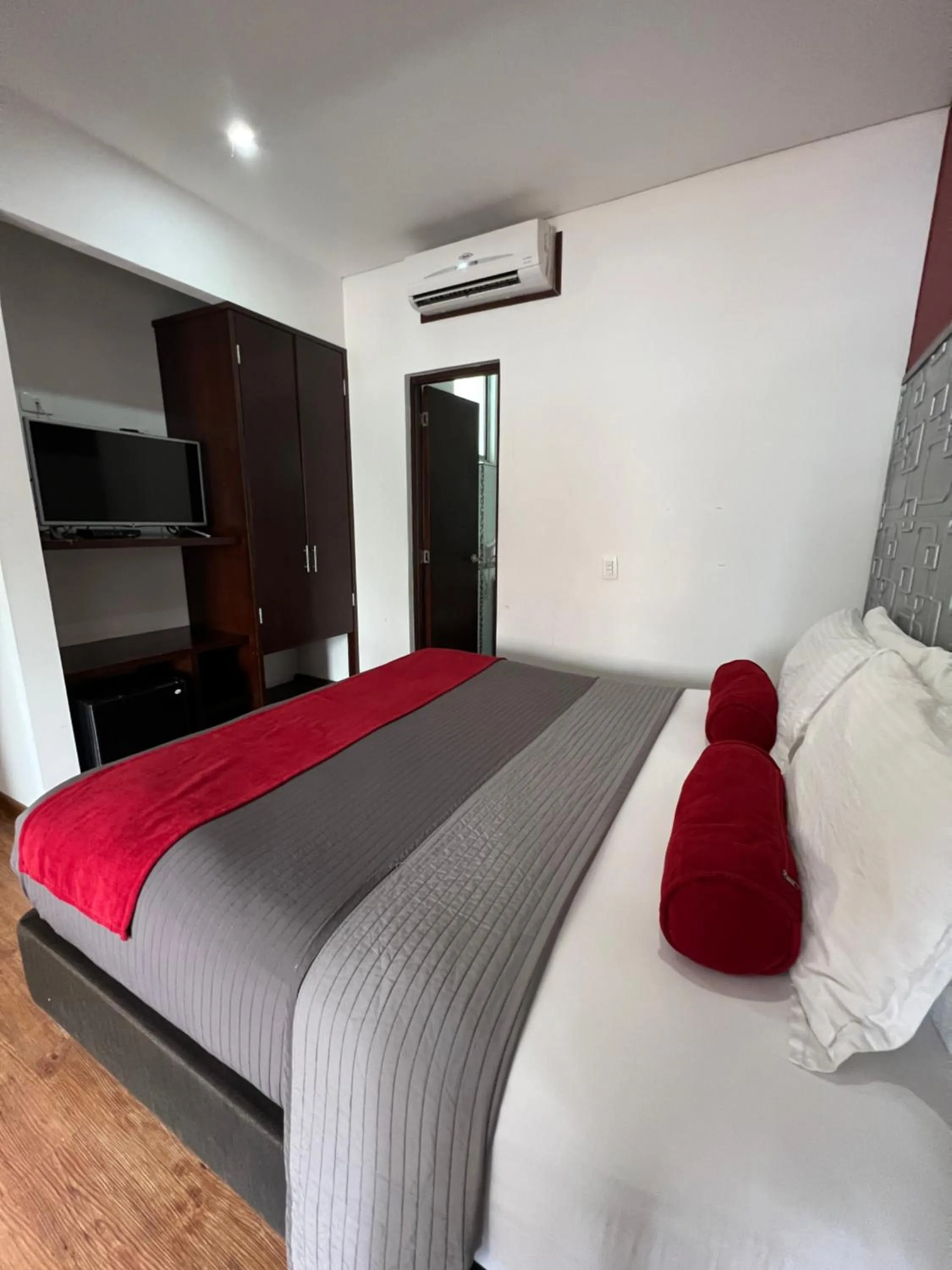 Bed in Hotel Florencia Plaza