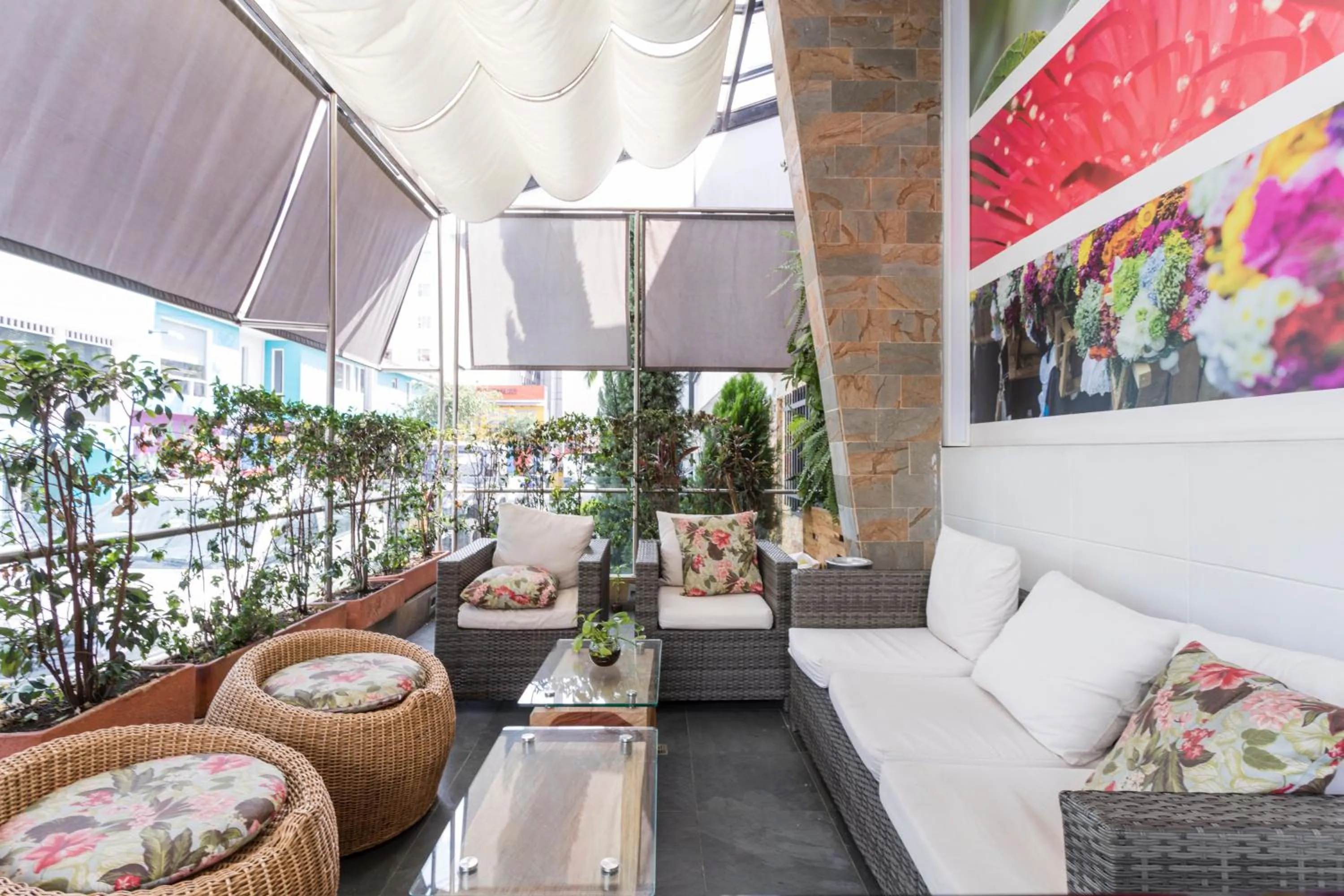 Living room in Hotel Florencia Plaza