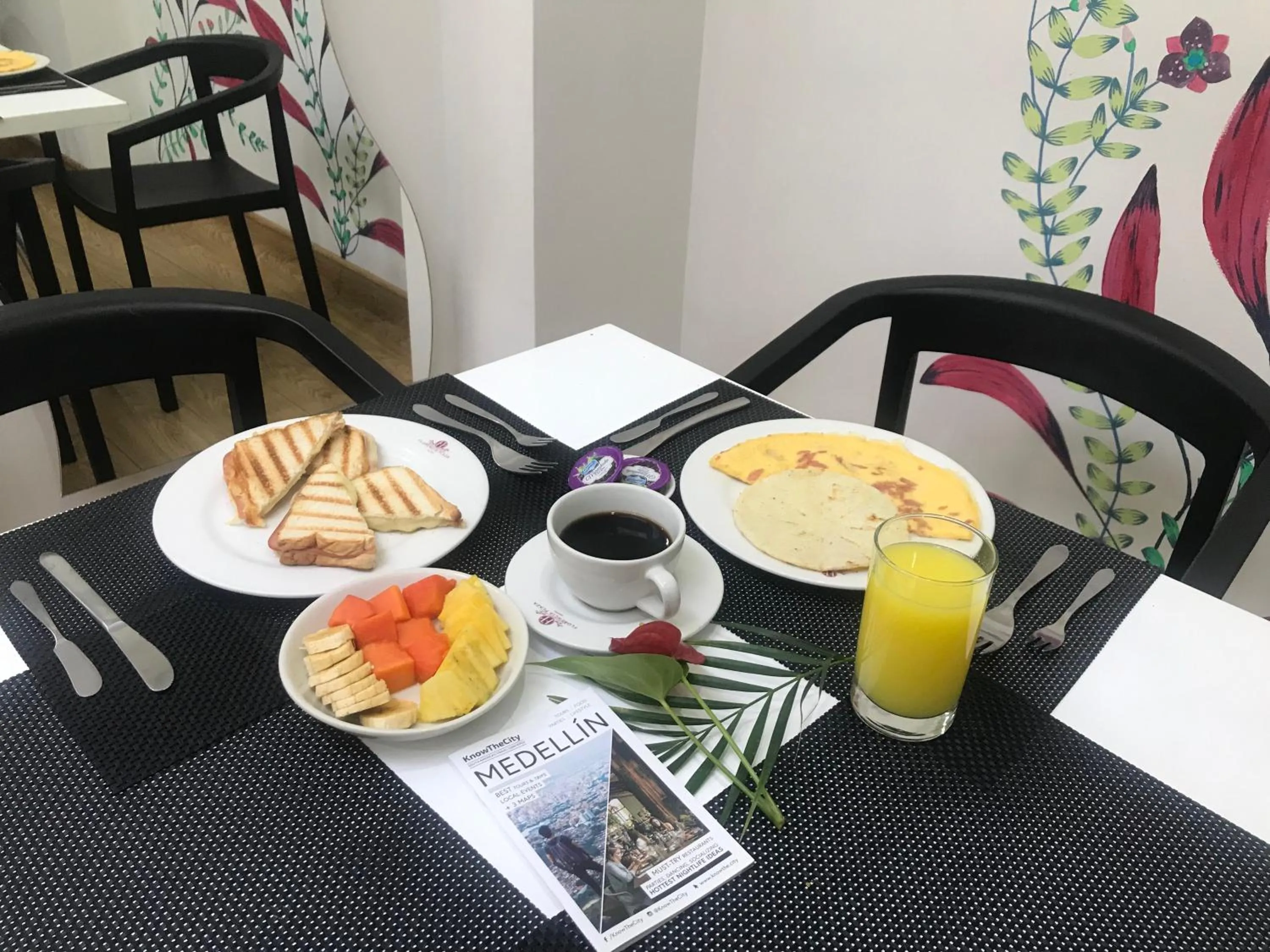 Breakfast in Hotel Florencia Plaza